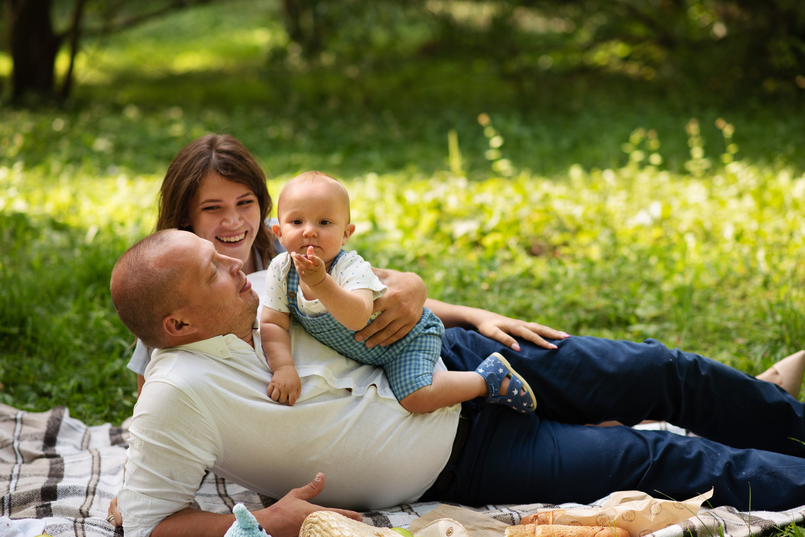 Семейная фотосессия в парке для Леонида и Александры. Анна Боровикова, фотограф Пушкино
