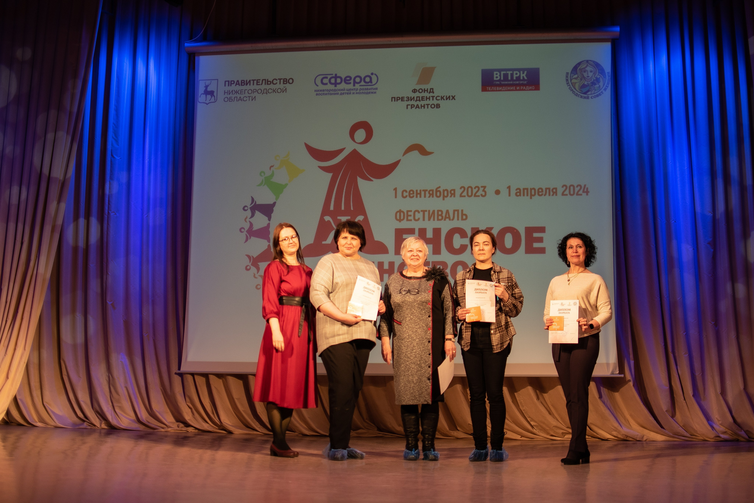 Репортажный фотограф на коцерт. Фотограф Макс Огурцов в Нижнем Новгороде