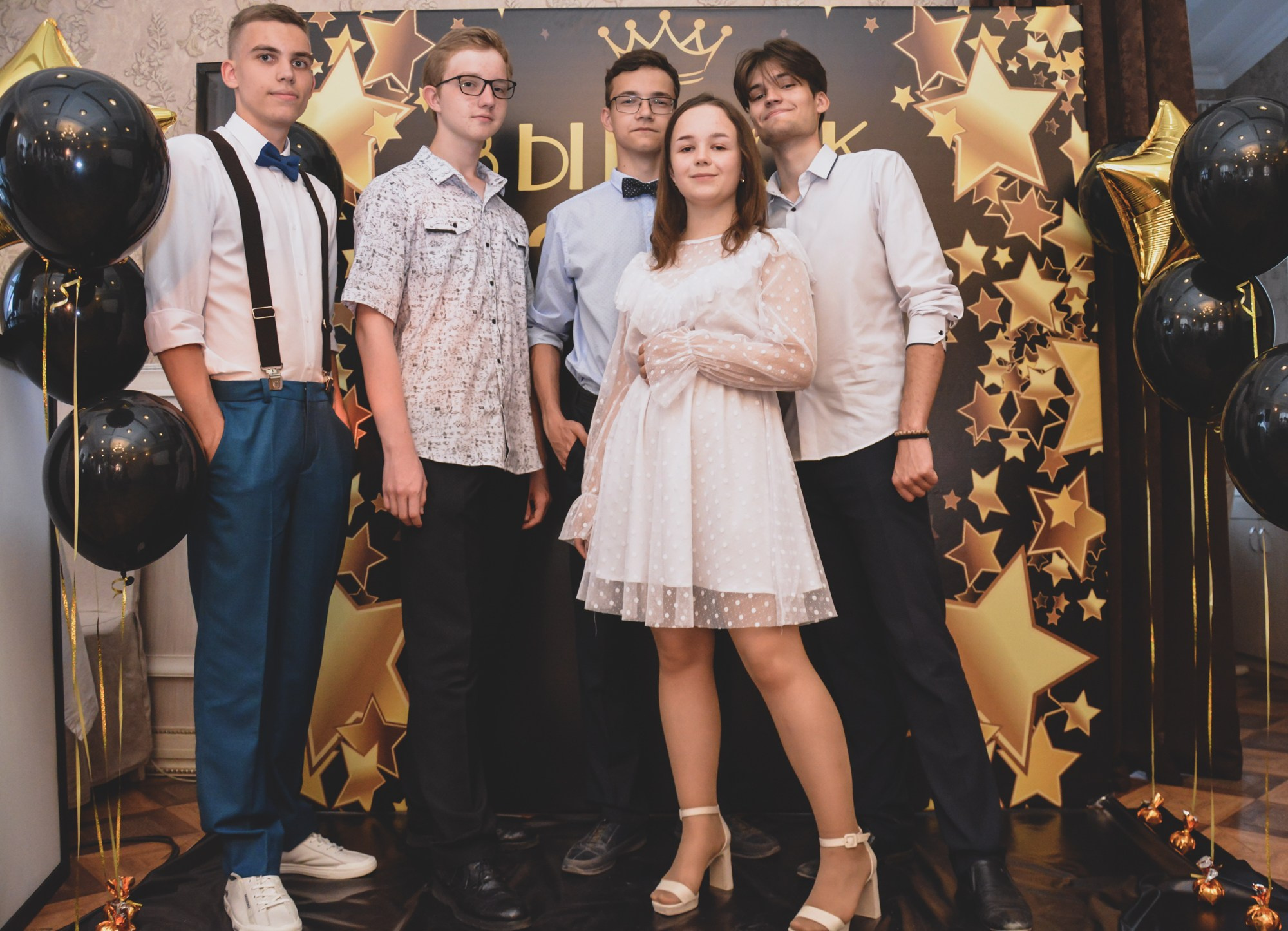 Фотосессия на школьный выпускной в Нижнем Новгороде. Фотограф Макс Огурцов в Нижнем Новгороде