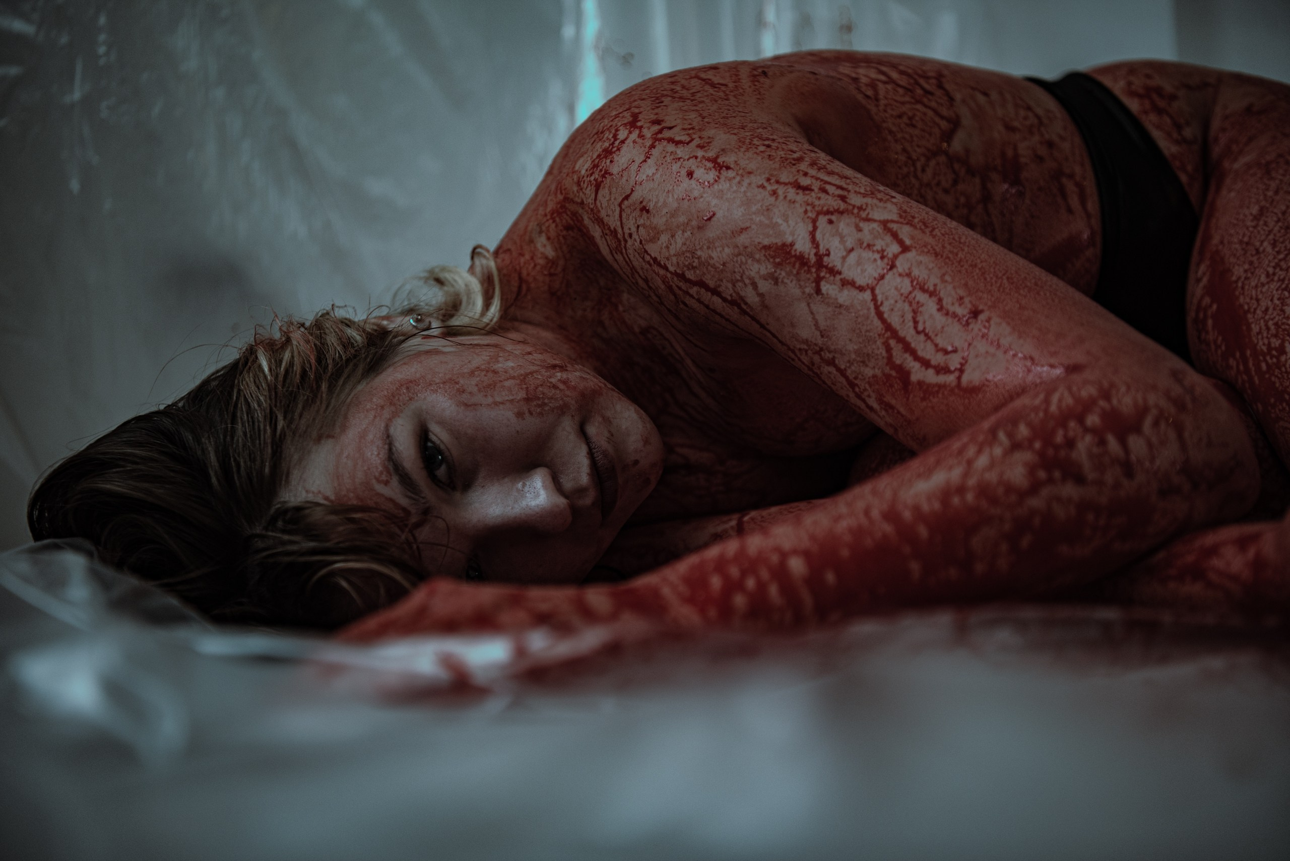 Кровавая фотосессия