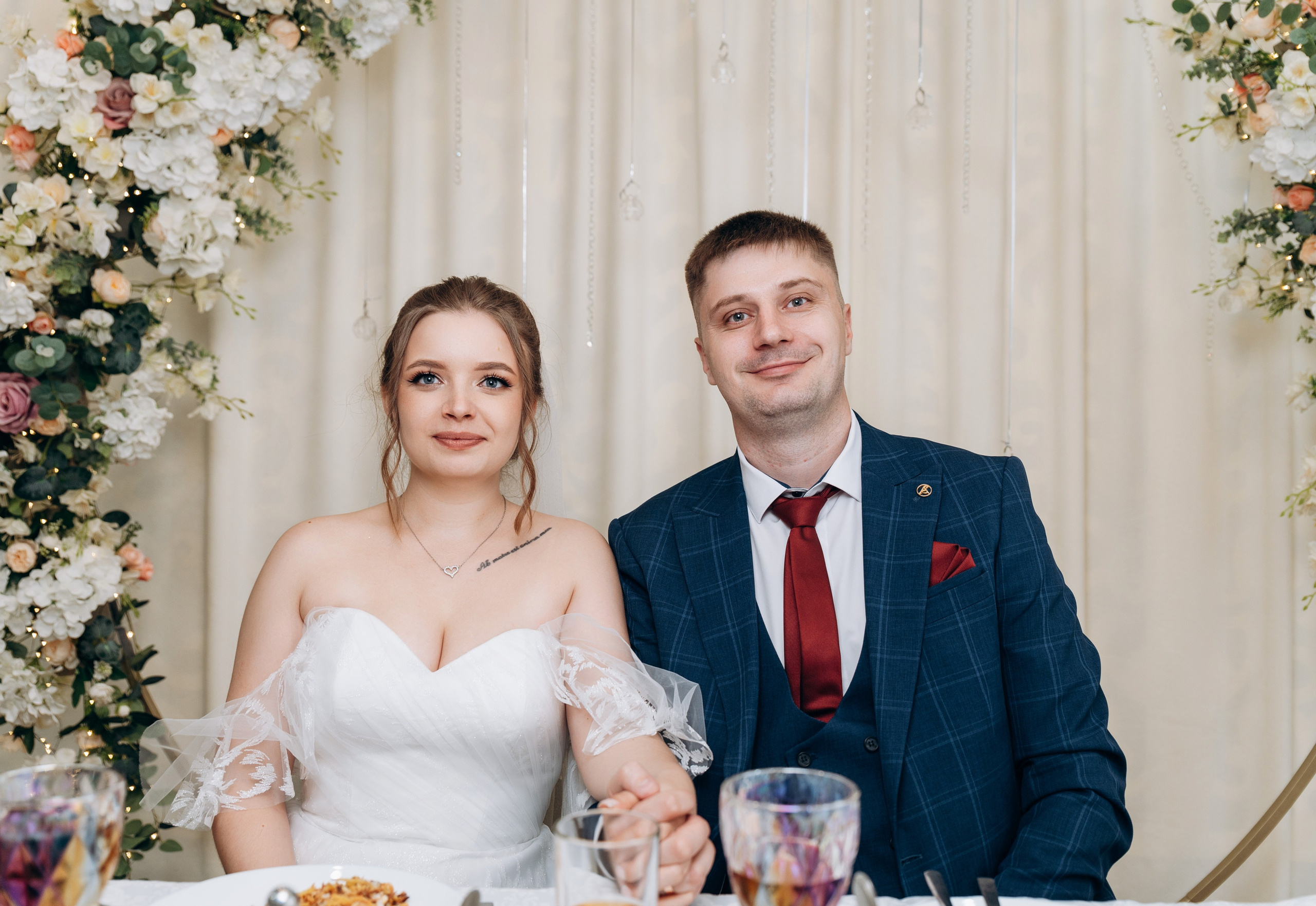 Прогулка, регистрация, банкет. Фотограф в Новосибирске