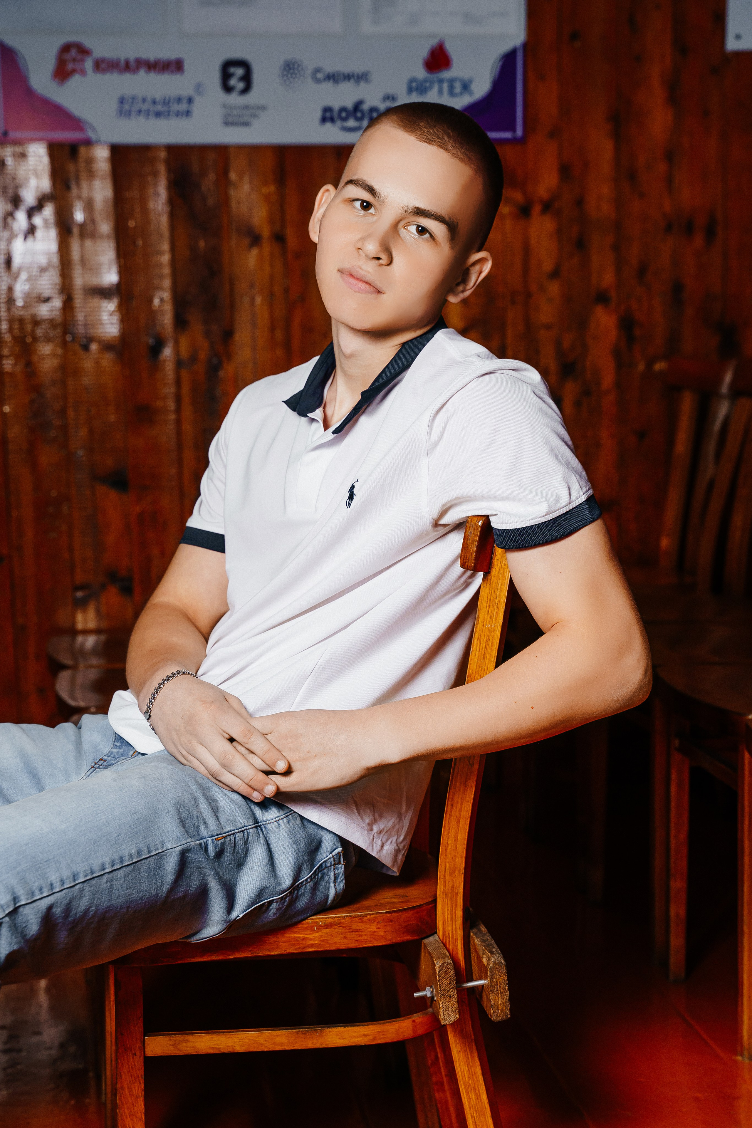 Школьные. Виктория Алпеева — фотограф по любви