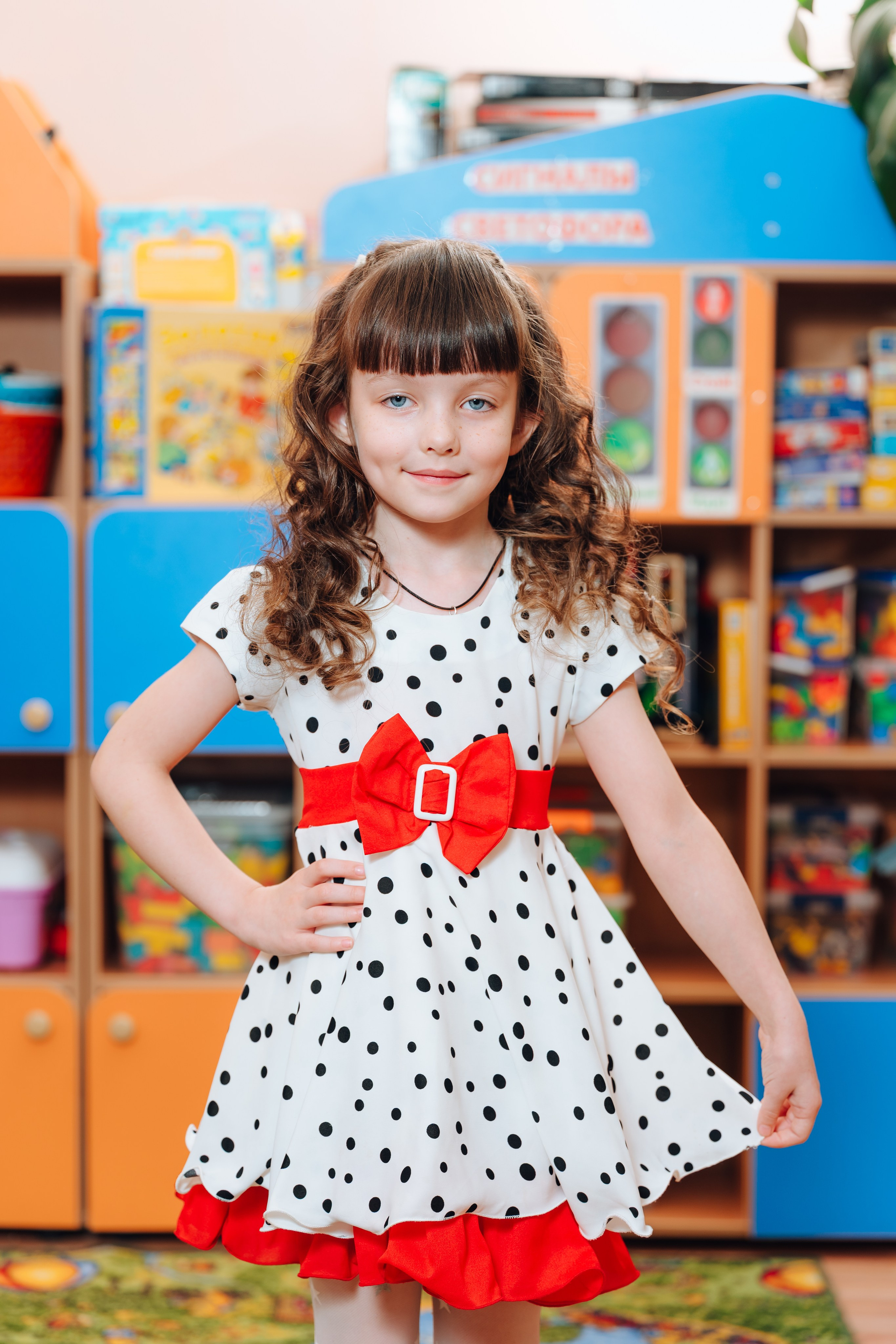 Портреты в интерьере группы. Детский и семейный фотограф Катерина Мишина