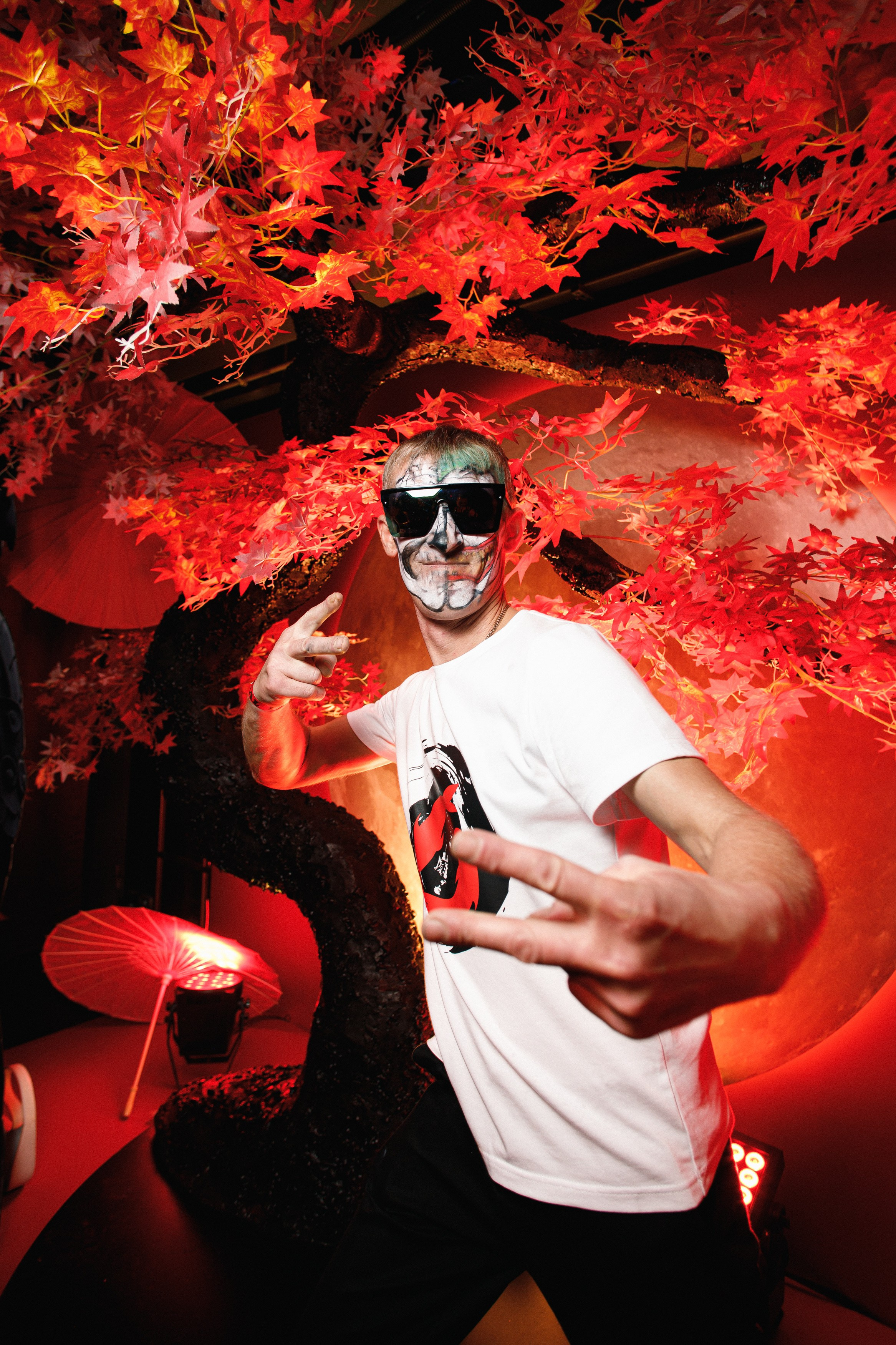 ILLEGAL FRIENDS | ASIA. СВОИ. ФОТООТЧЕТЫ-СОБЫТИЯ-МЕСТА