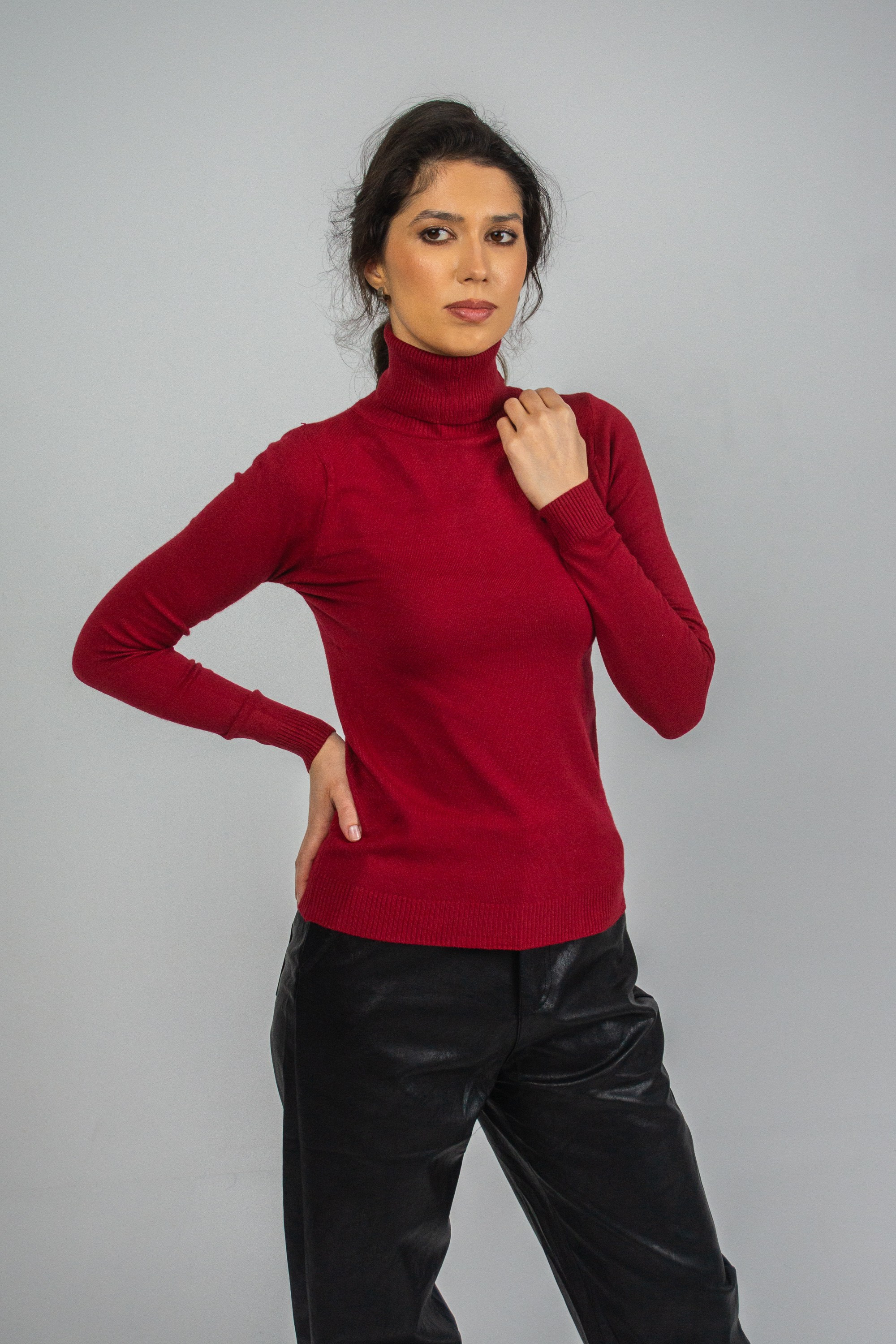 Студия (съемка для маркетплейса). Разноплановый фотограф в Москве