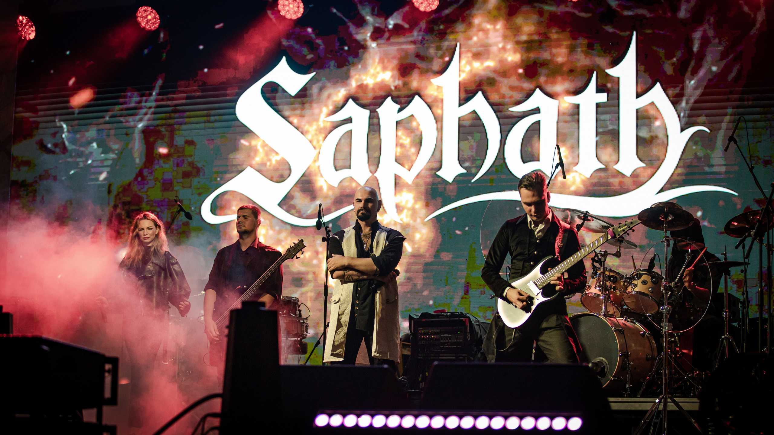 Saphath. Крылья Сахалина. Фотограф. г. Южно-Сахалинск. Олег Толстов