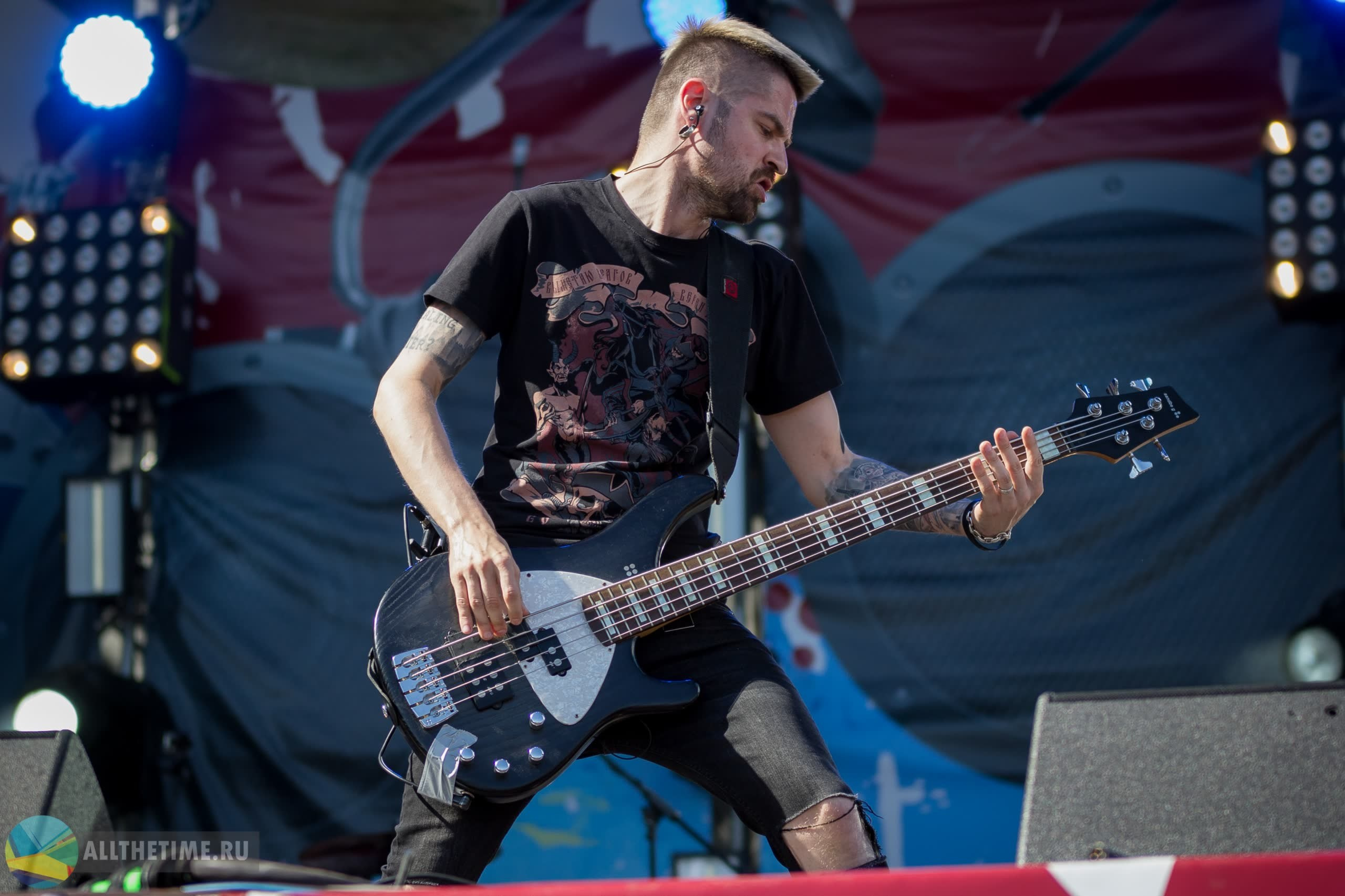 НАШИ В ГОРОДЕ. Магия музыки в кадре: Концертная Фотография