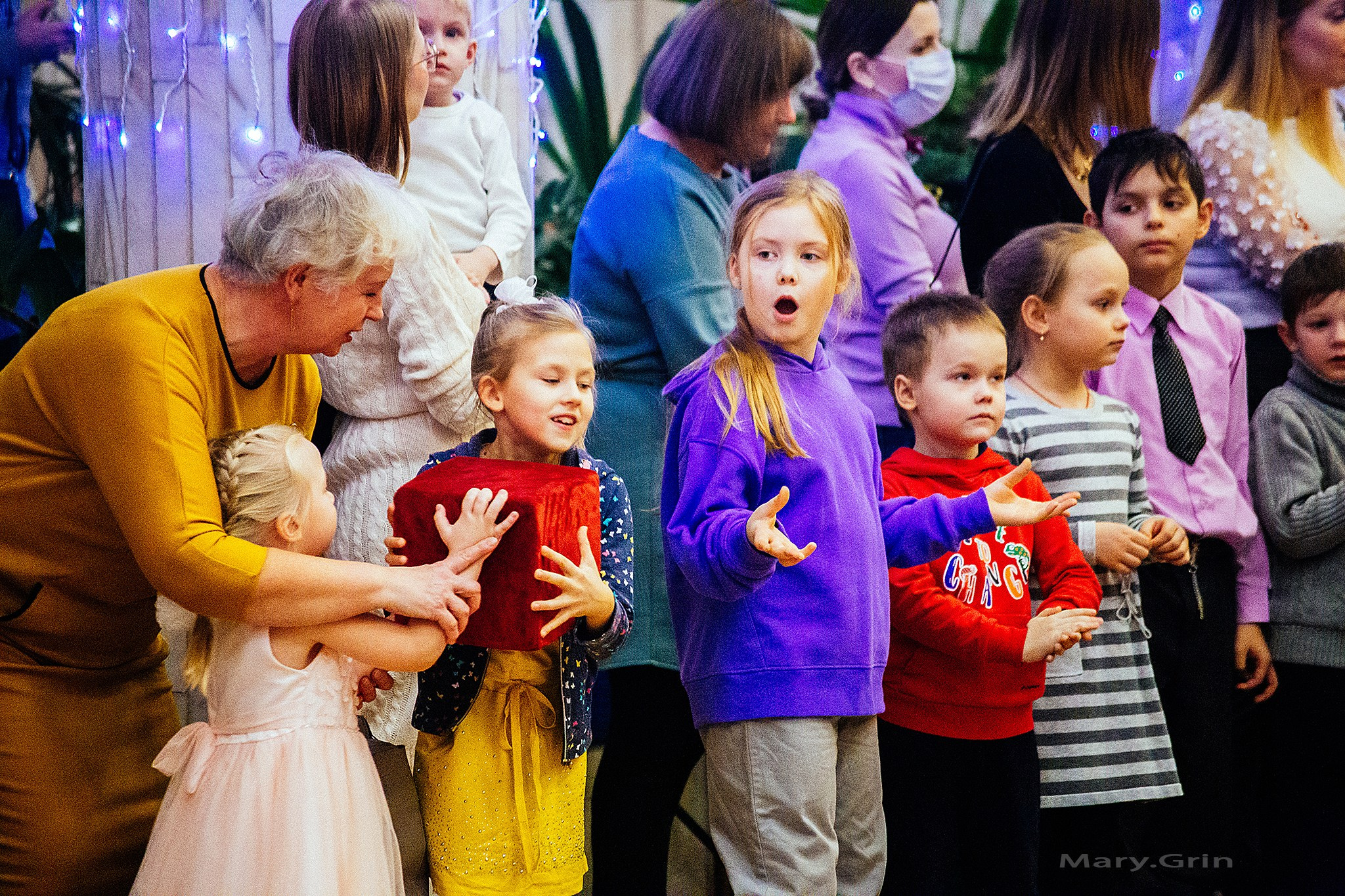 Ёлка в кукольном театре. Детский и семейный фотограф, фотограф мероприятий Нижний Новгород