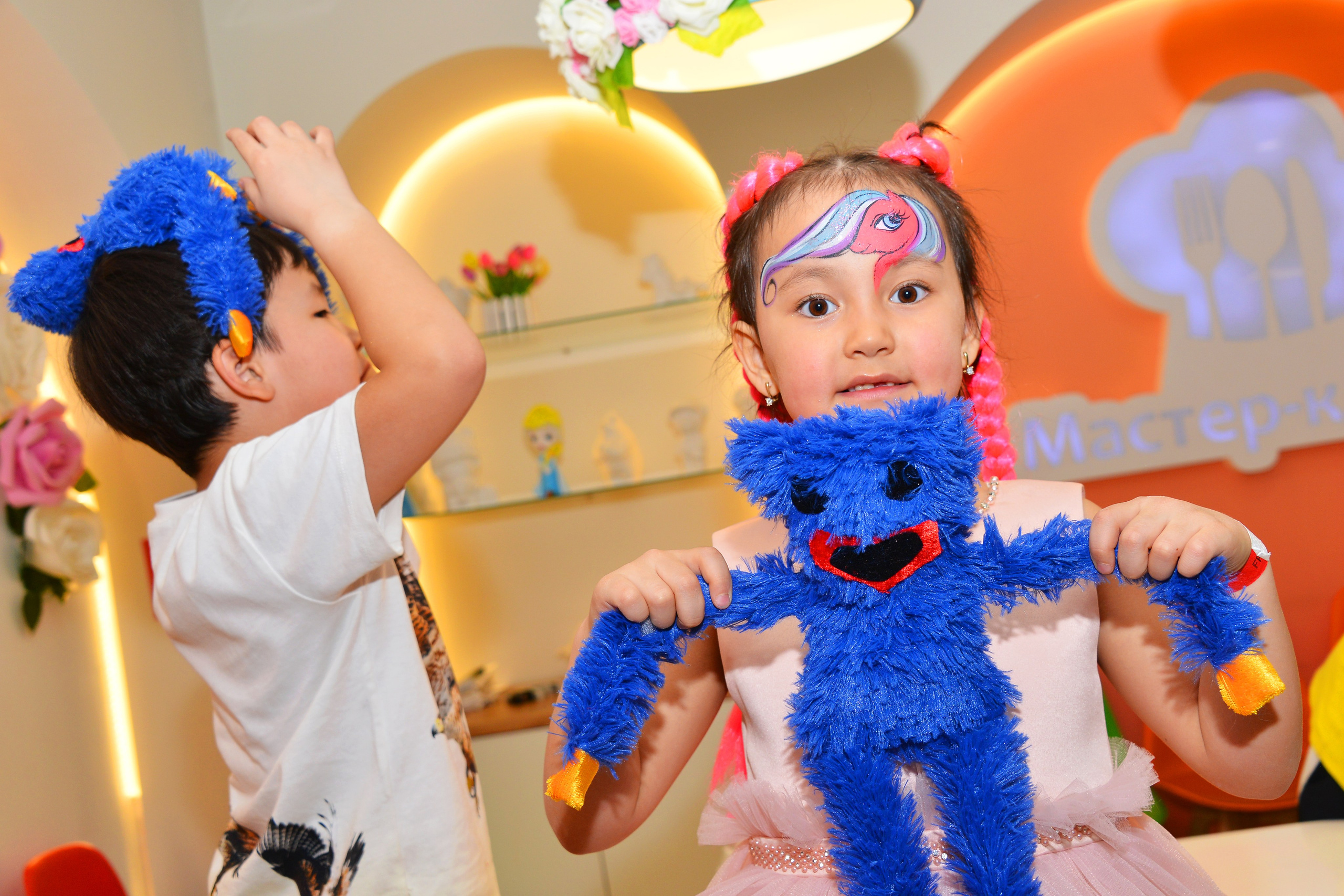 Дети-6 (Айлин-8 лет). Фотосъёмка. Фотограф Сергей Авдеев-семейный и детский фотограф в Алматы