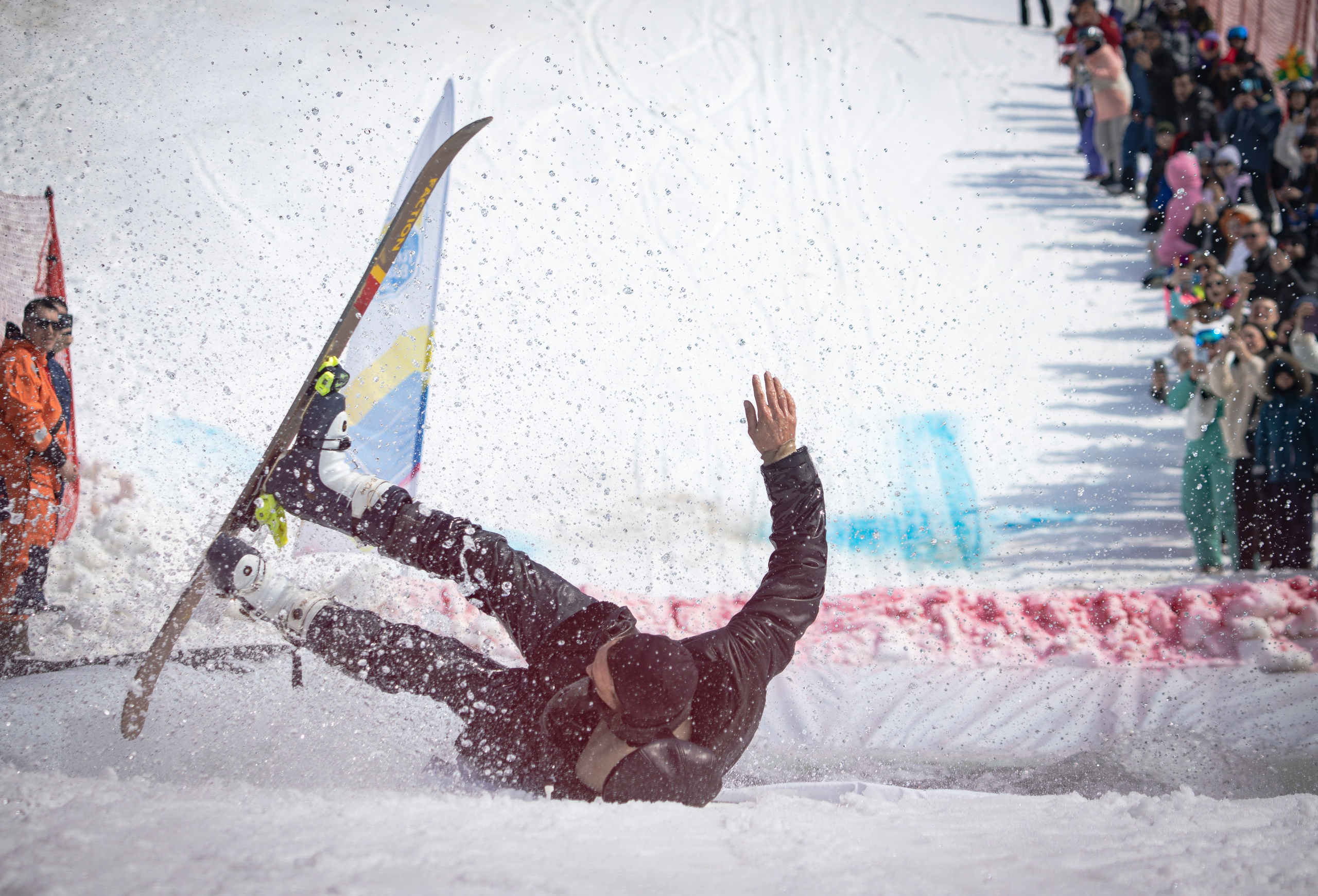 Снежный фестиваль 2025. Фотограф. г. Южно-Сахалинск. Олег Толстов