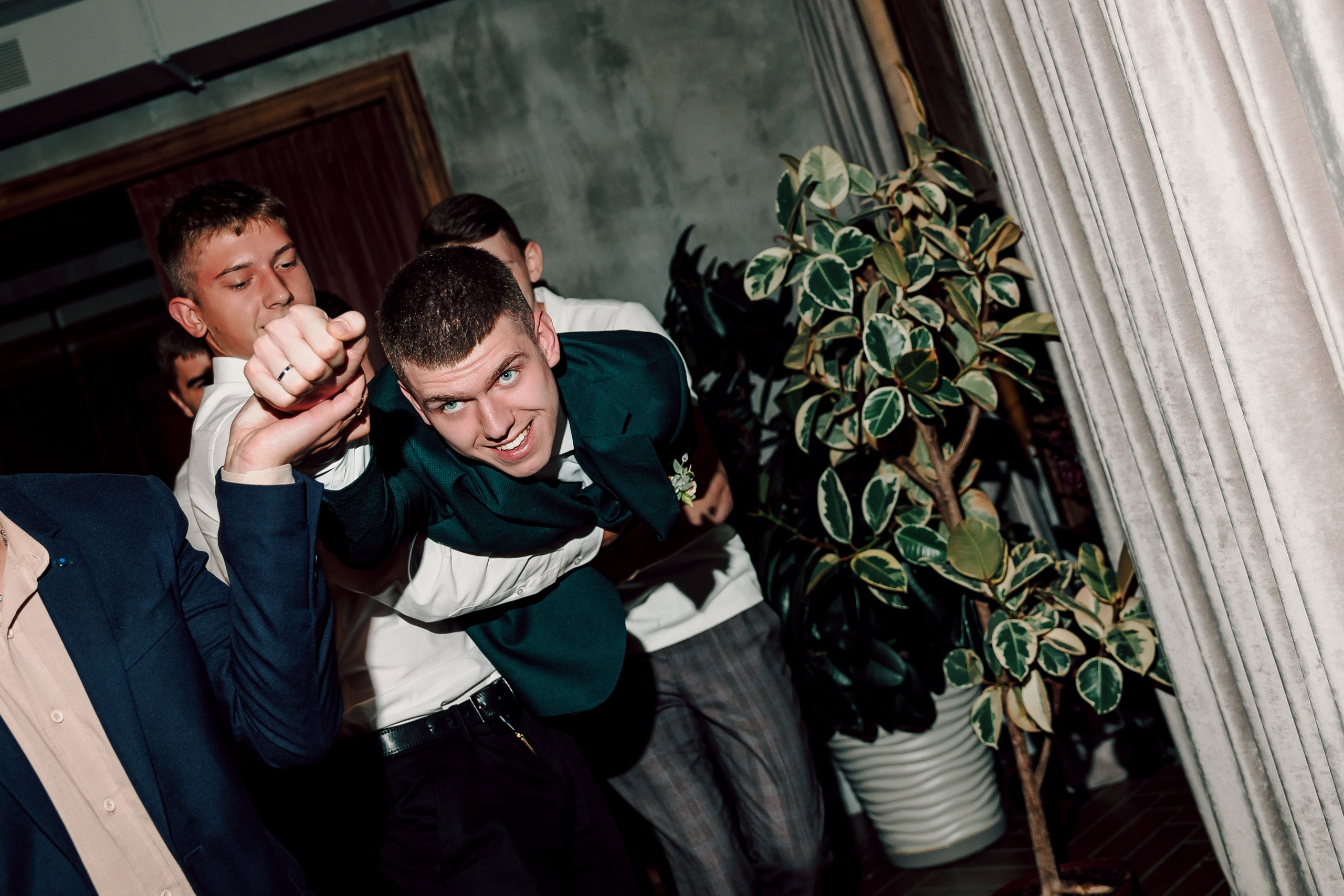 Свадебный день — Глеб и Дарья. Лёшка Варзегов — фотограф