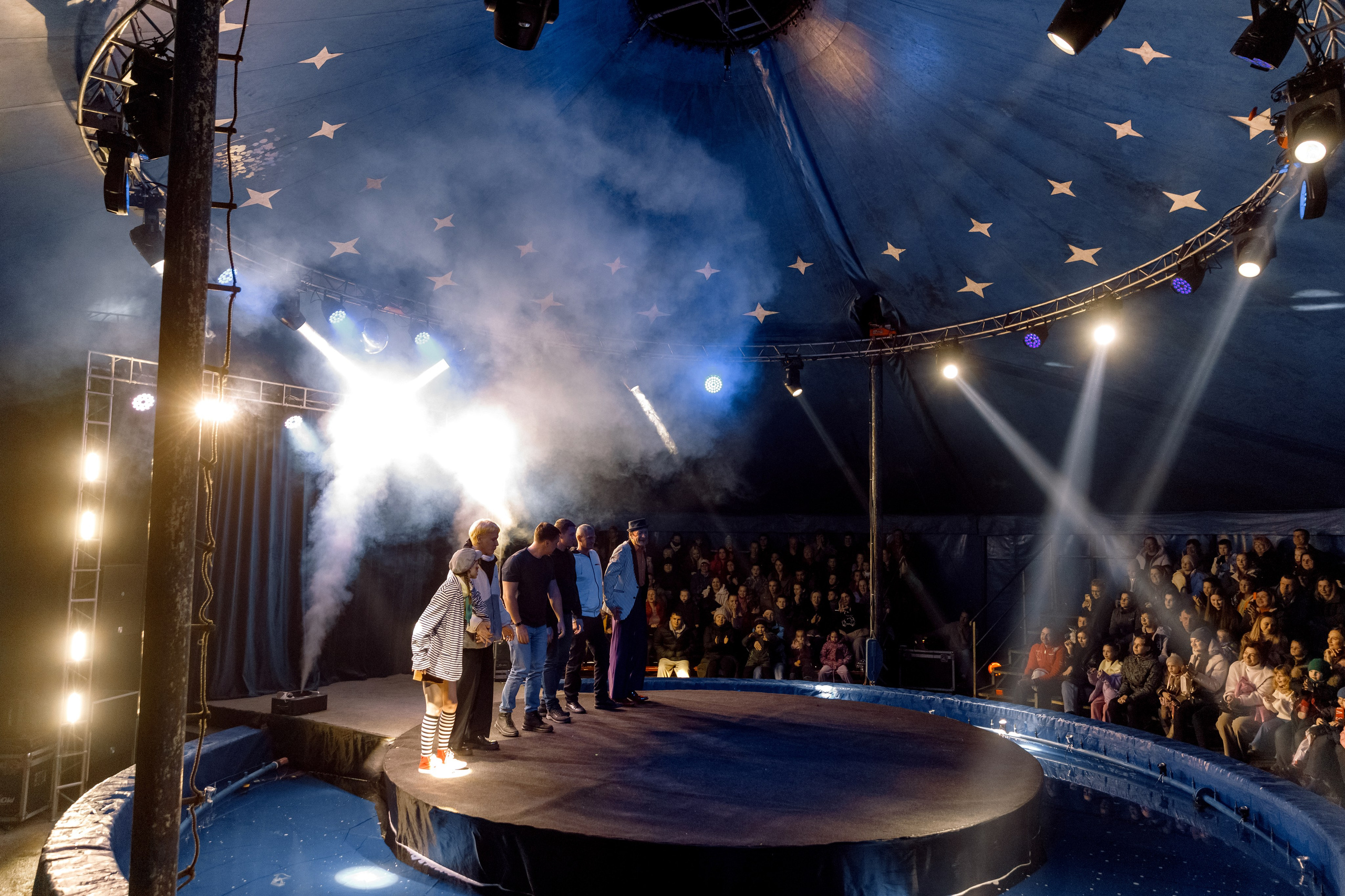 Цирк на воде. Свадебный фотограф Иркутск, репортажный фотограф Иркутск