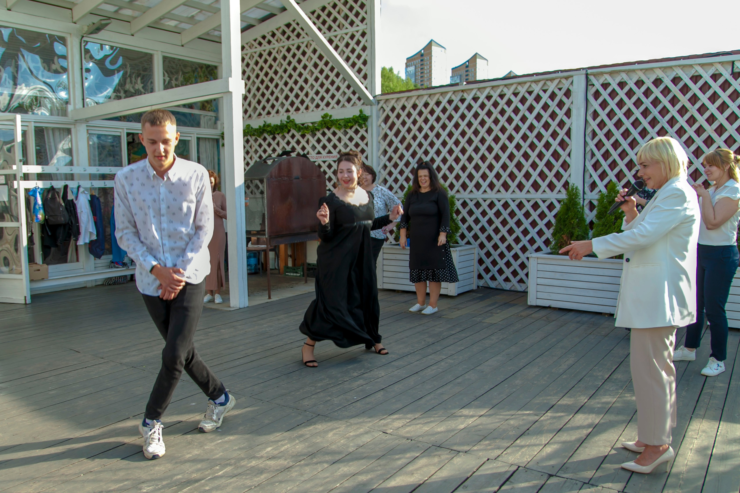 Ведущая Жанна Забойная. Ведущий, Тамада, DJ, фото в Перми. Хорошее настроение