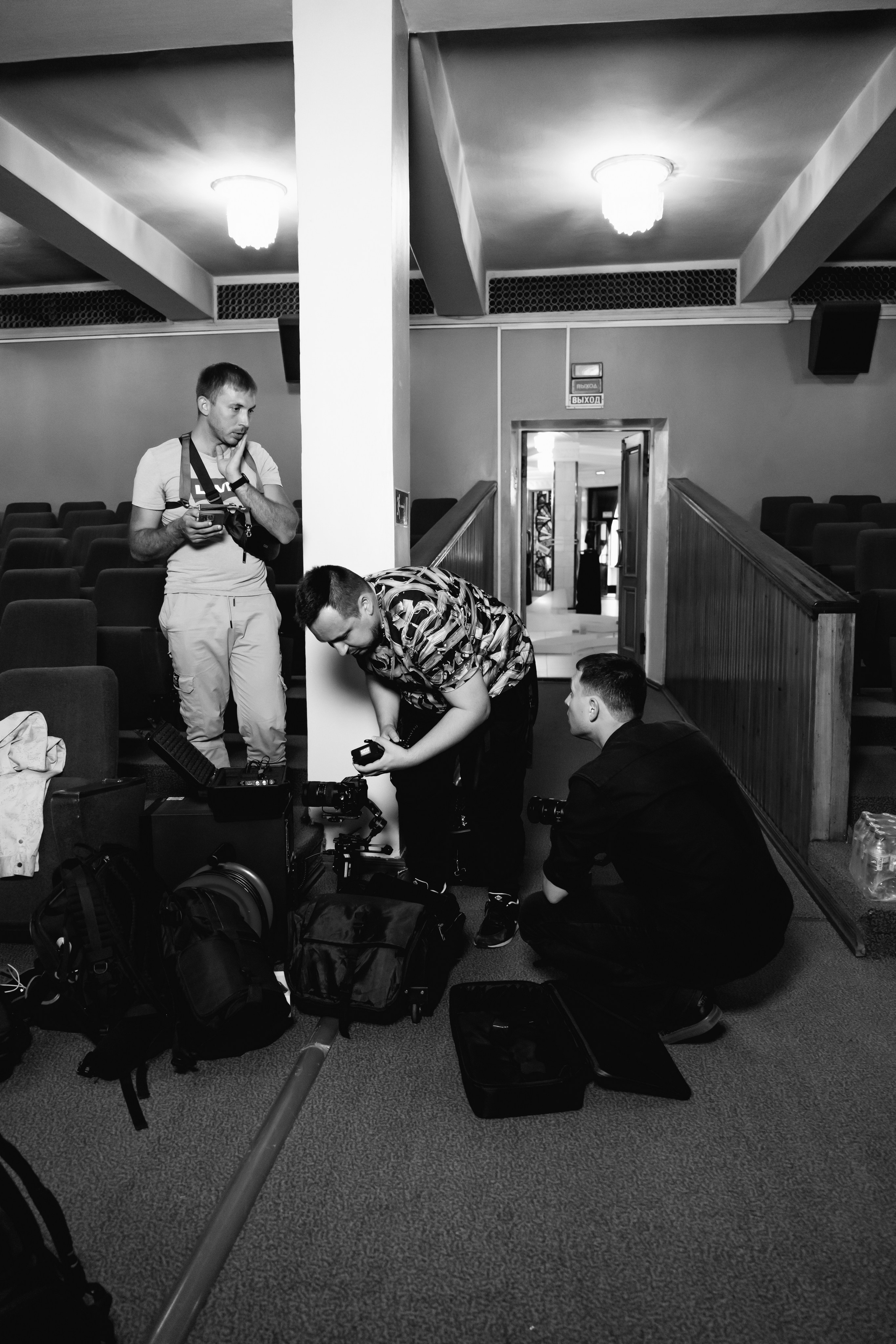 Backstage. Занимаюсь профессиональной фотографией и живу рядом с Байкалом. Работаю в разных жанрах