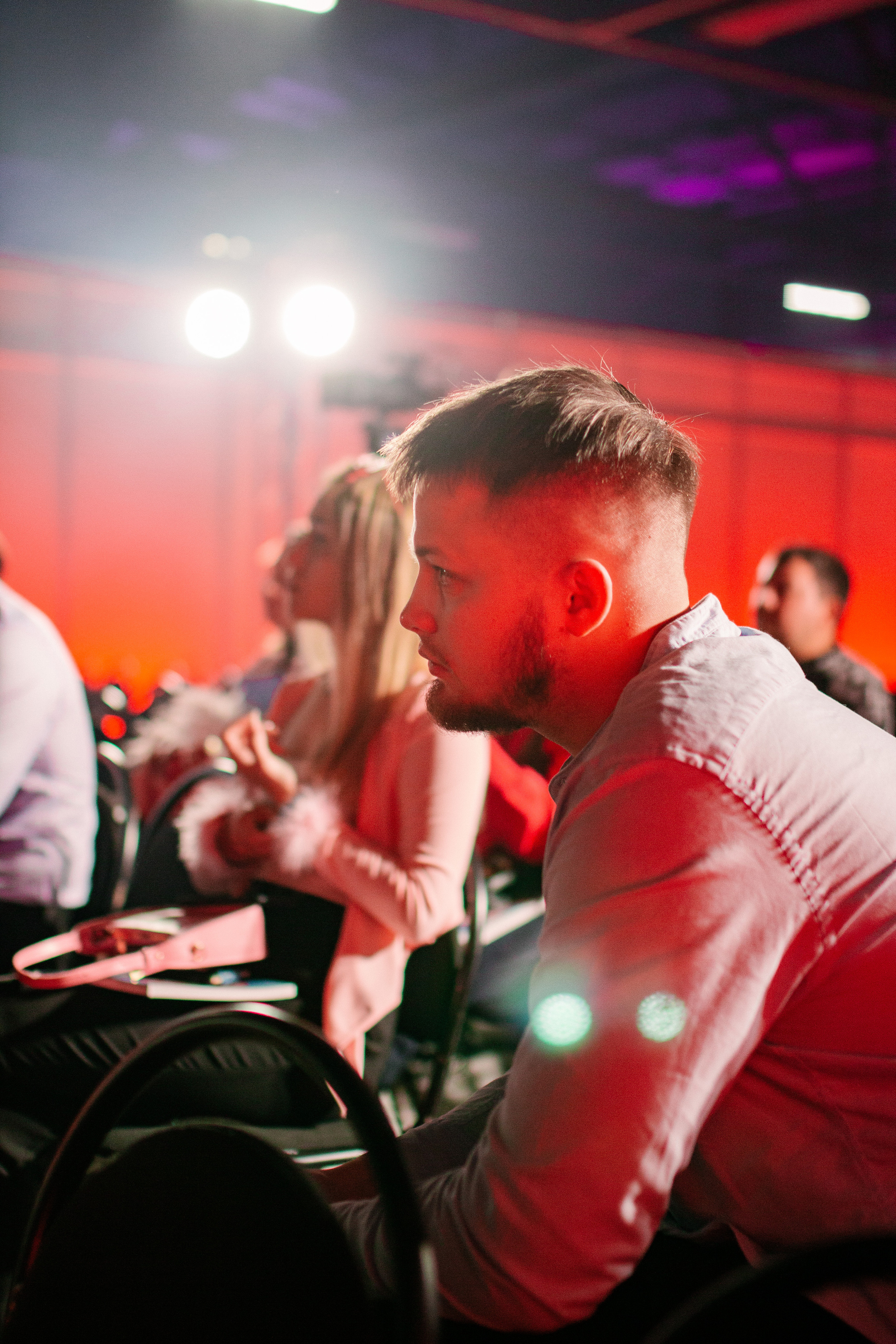 INSTADIUM 4.0. Фотограф Москва — личные фотосессии, лавстори в студии