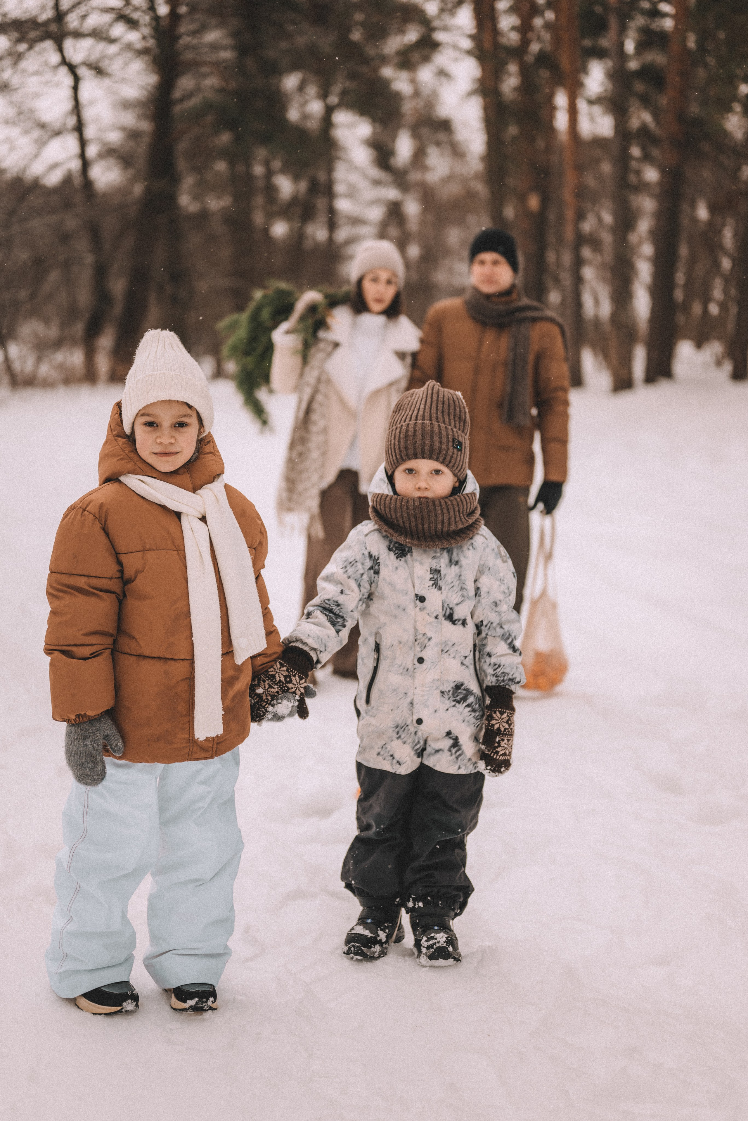 Сергей и Наталья с Ксюшей и Максимом. Фотограф Кристина Пархоменко