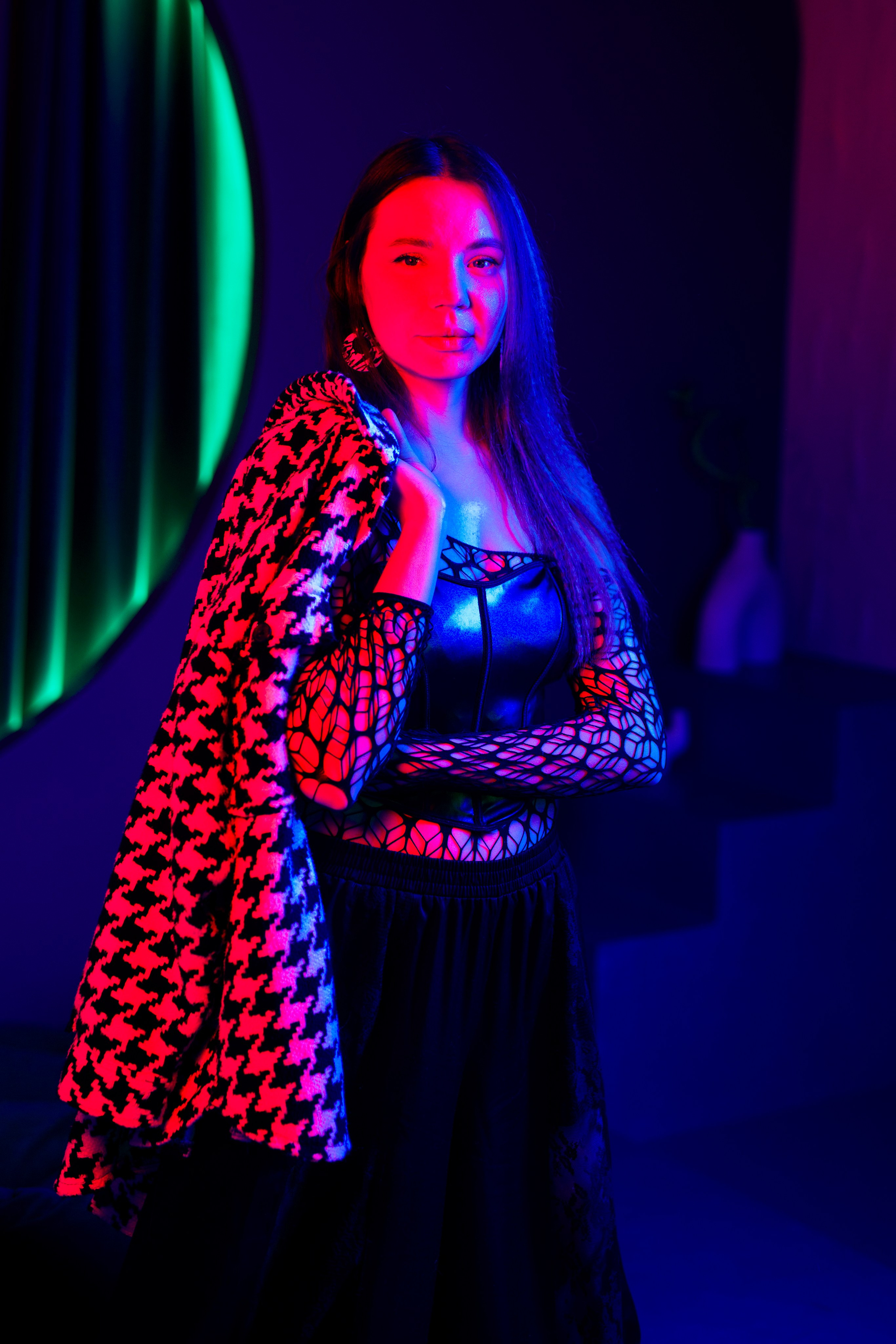 Анастасия Соловьёва. Неоновый портрет