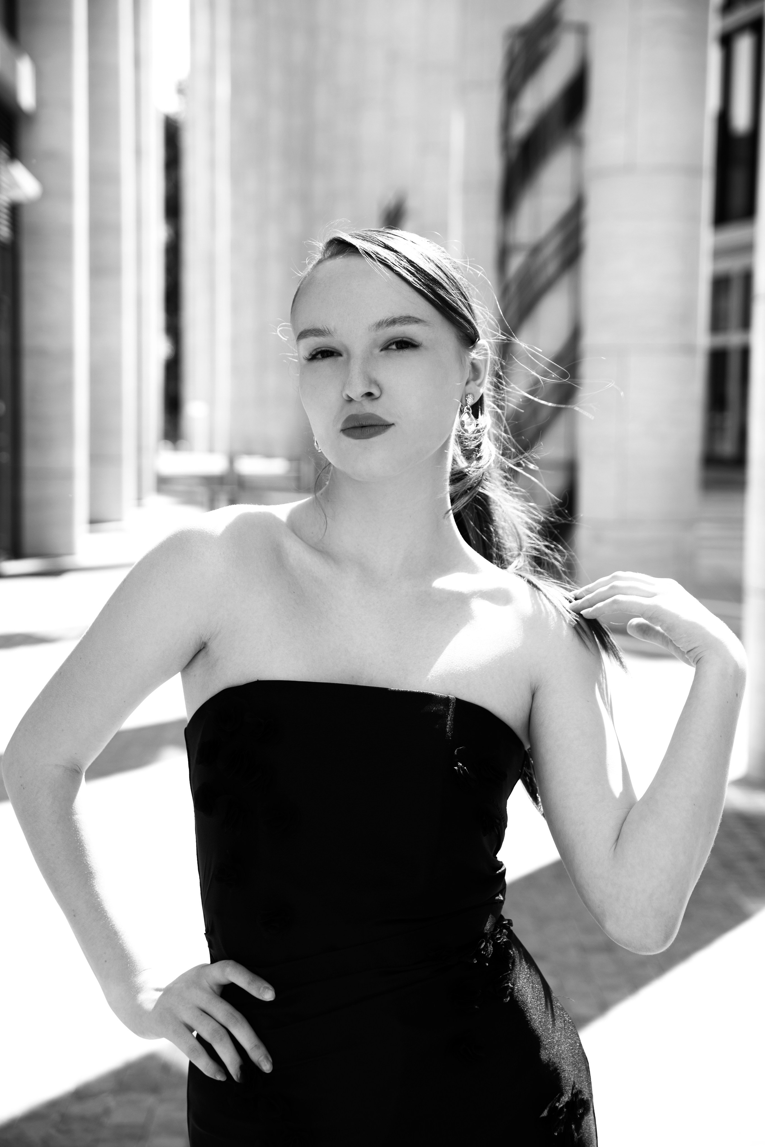 Алена у Невской Ратуши