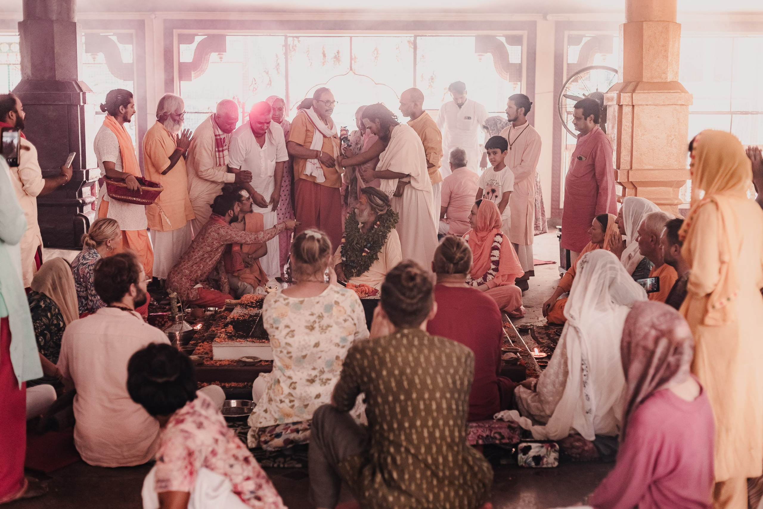 Navaratri yajna at Devraha Baba Ji ashram. Мариам Багдасарян