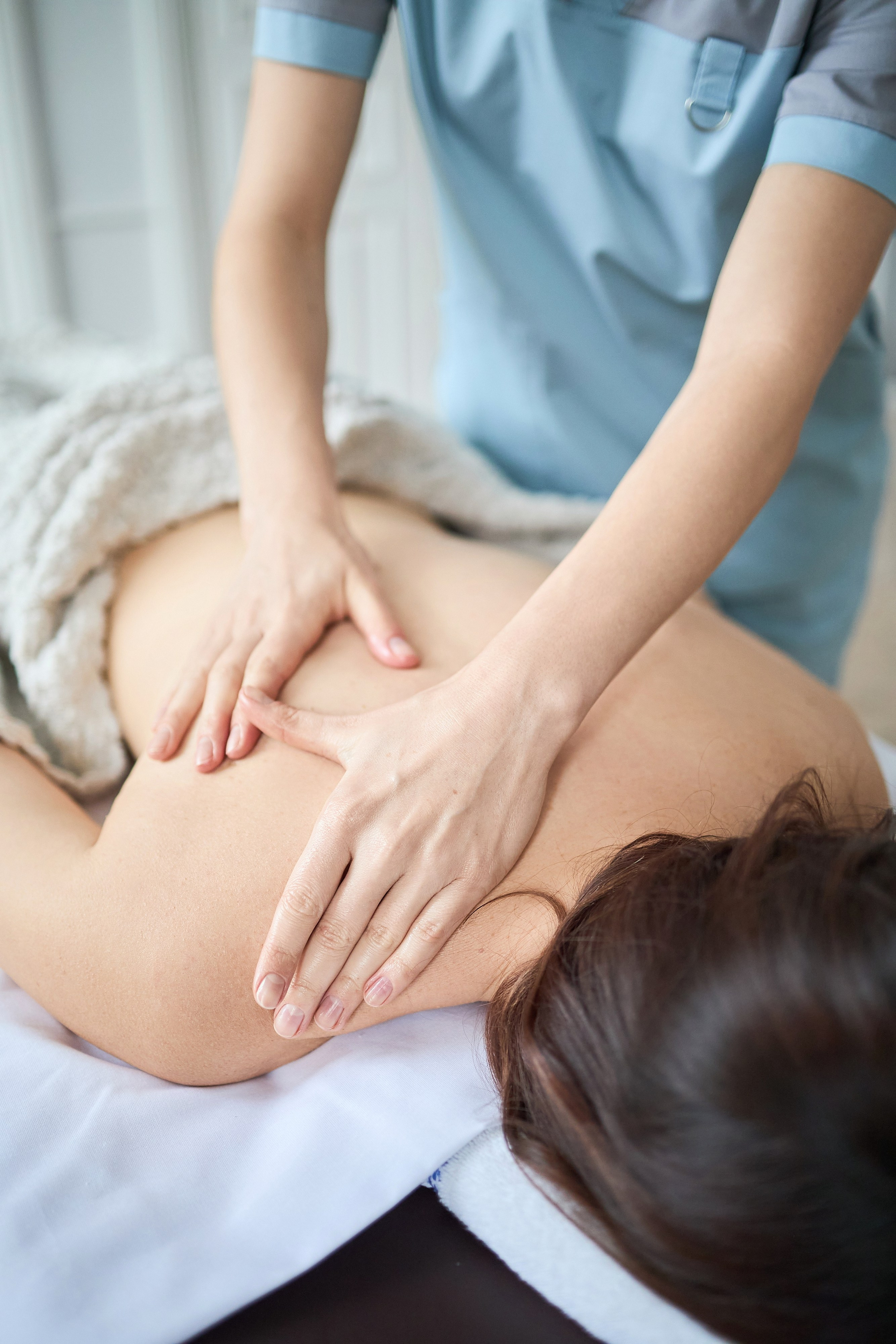 Александра, массаж. Фотограф из Екатеринбурга Тёма Дубовцев