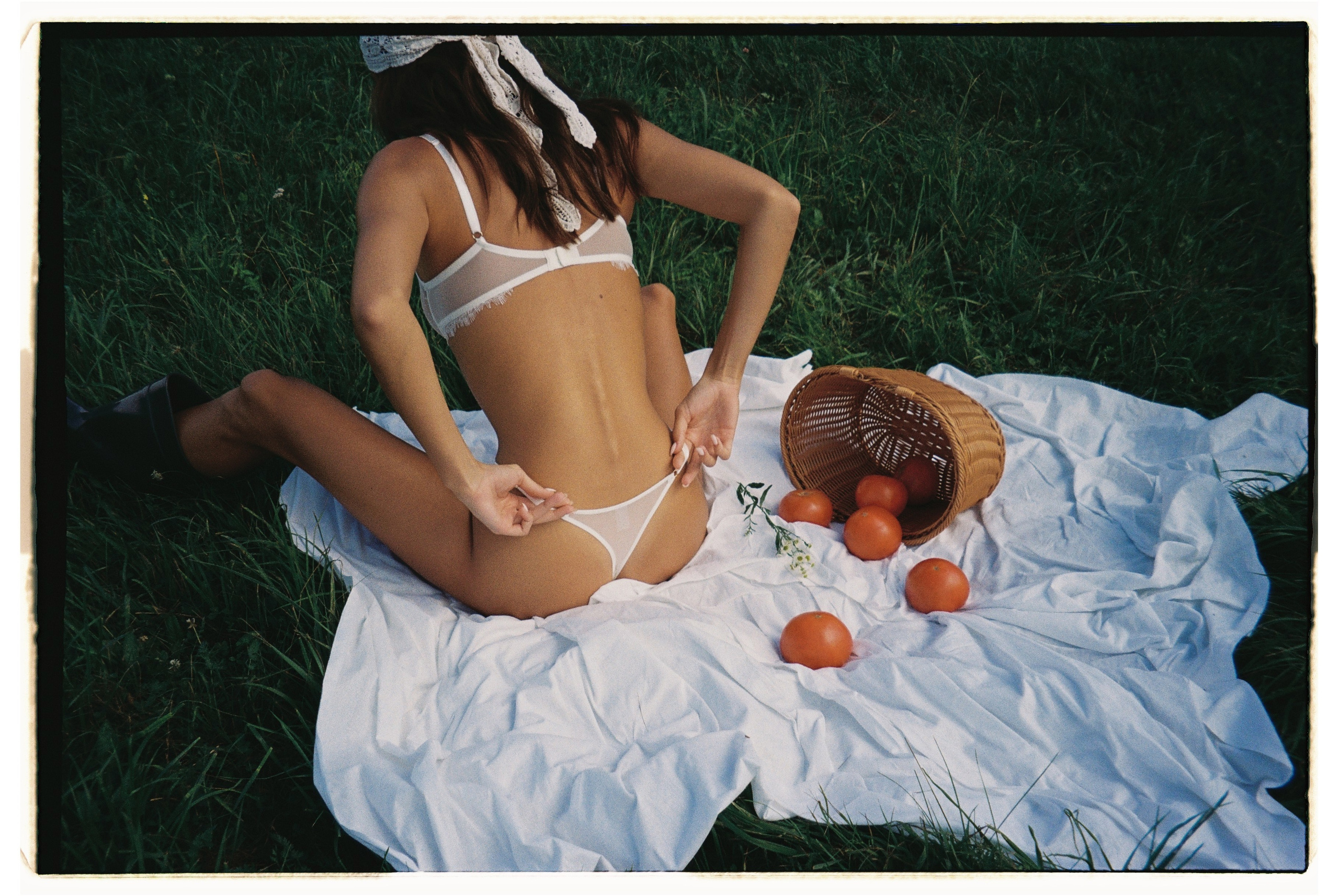 FILM FOR DELARISE | SUMMER CAMPAIGN. Главная