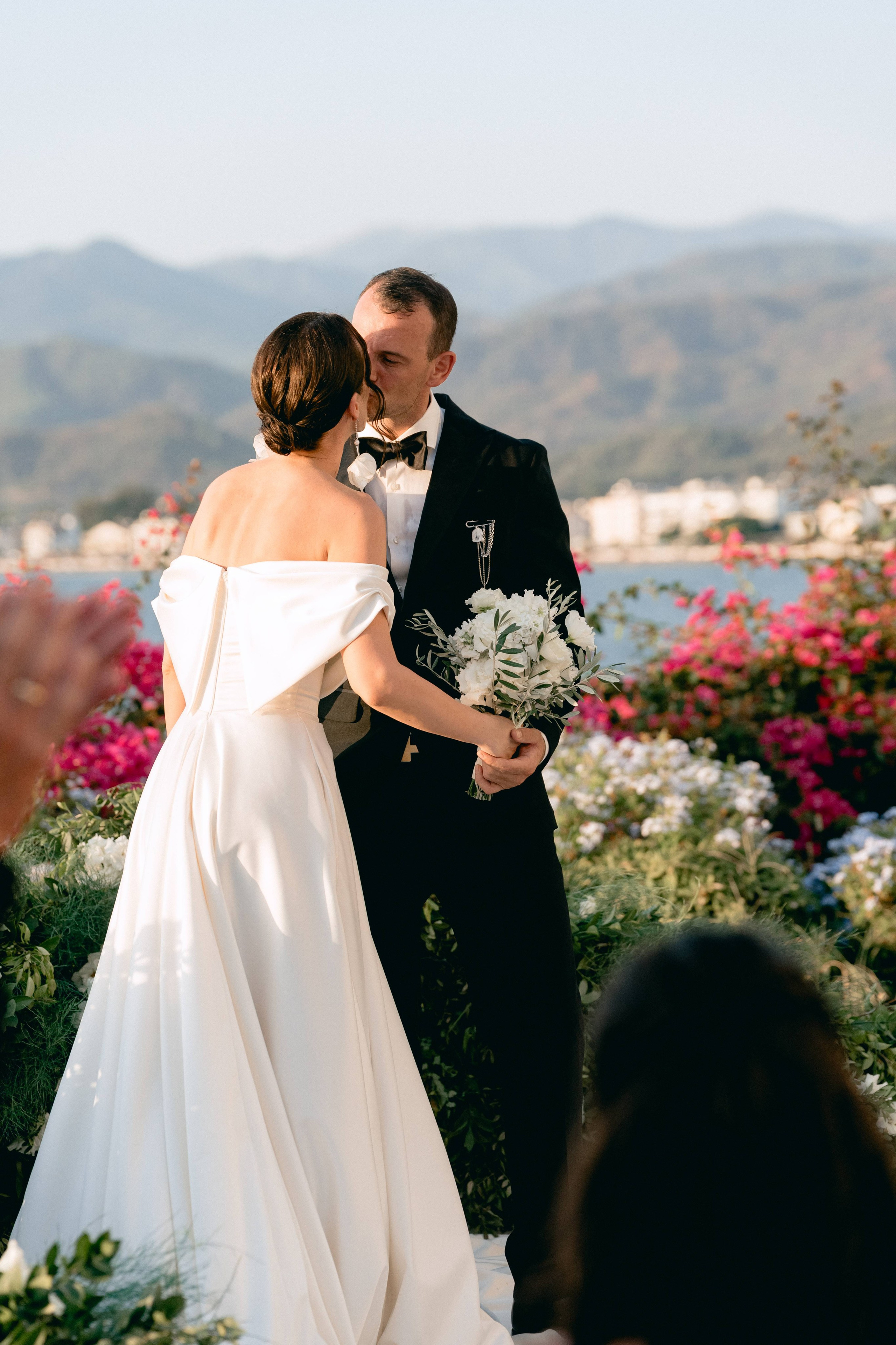 Mediterranean wedding anniversary. Wedding & Documentary Photographer based in Nuremberg — available across Europe & Turkey | Vitalii Nasonov