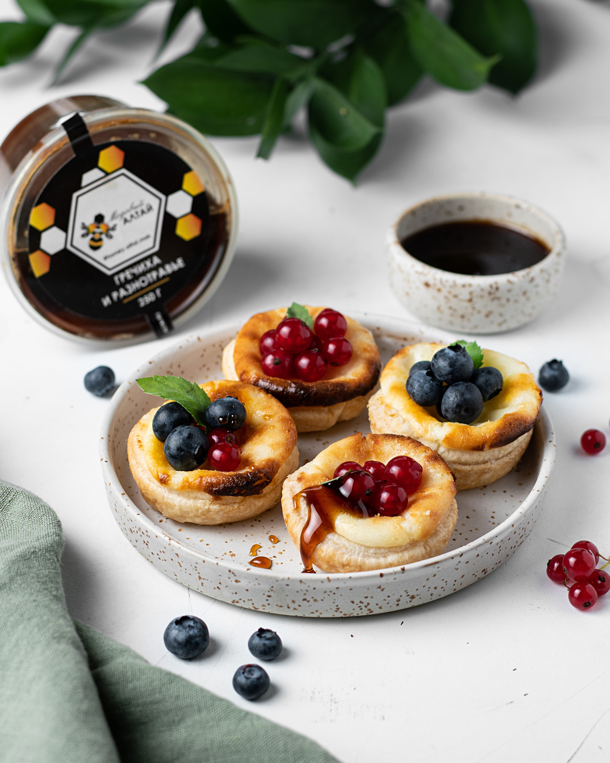 Фотографии мёда для сайта, маркетплейсов и соц. сетей. Предметный и фуд-фотограф в Москве Мария Гладких