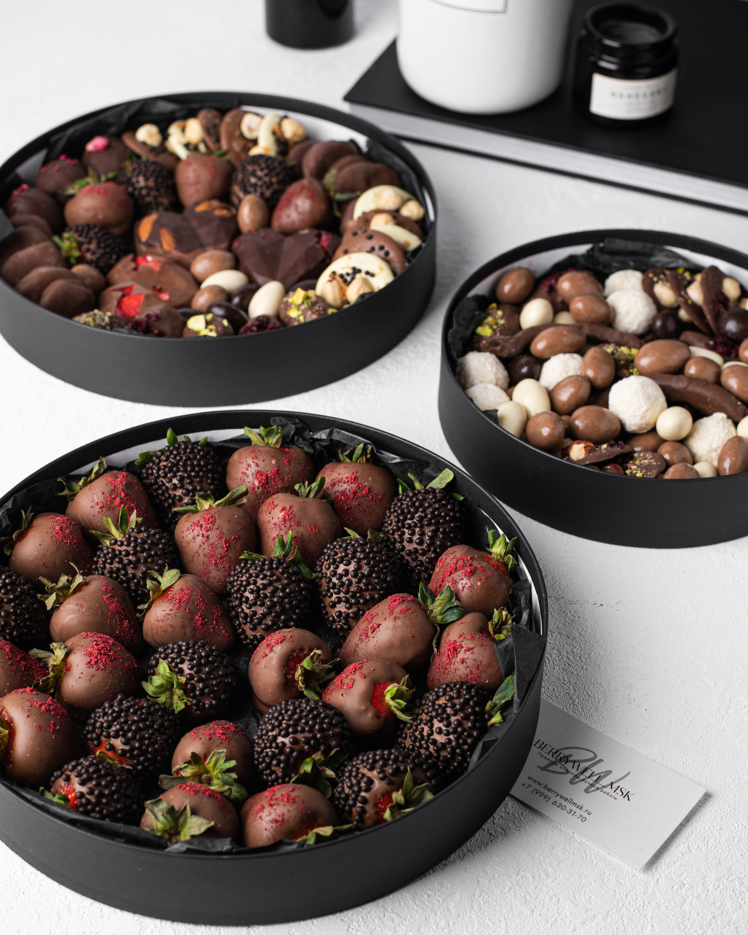 Фотографии клубники в шоколадке для социальных сетей. Предметный и фуд-фотограф в Москве Мария Гладких