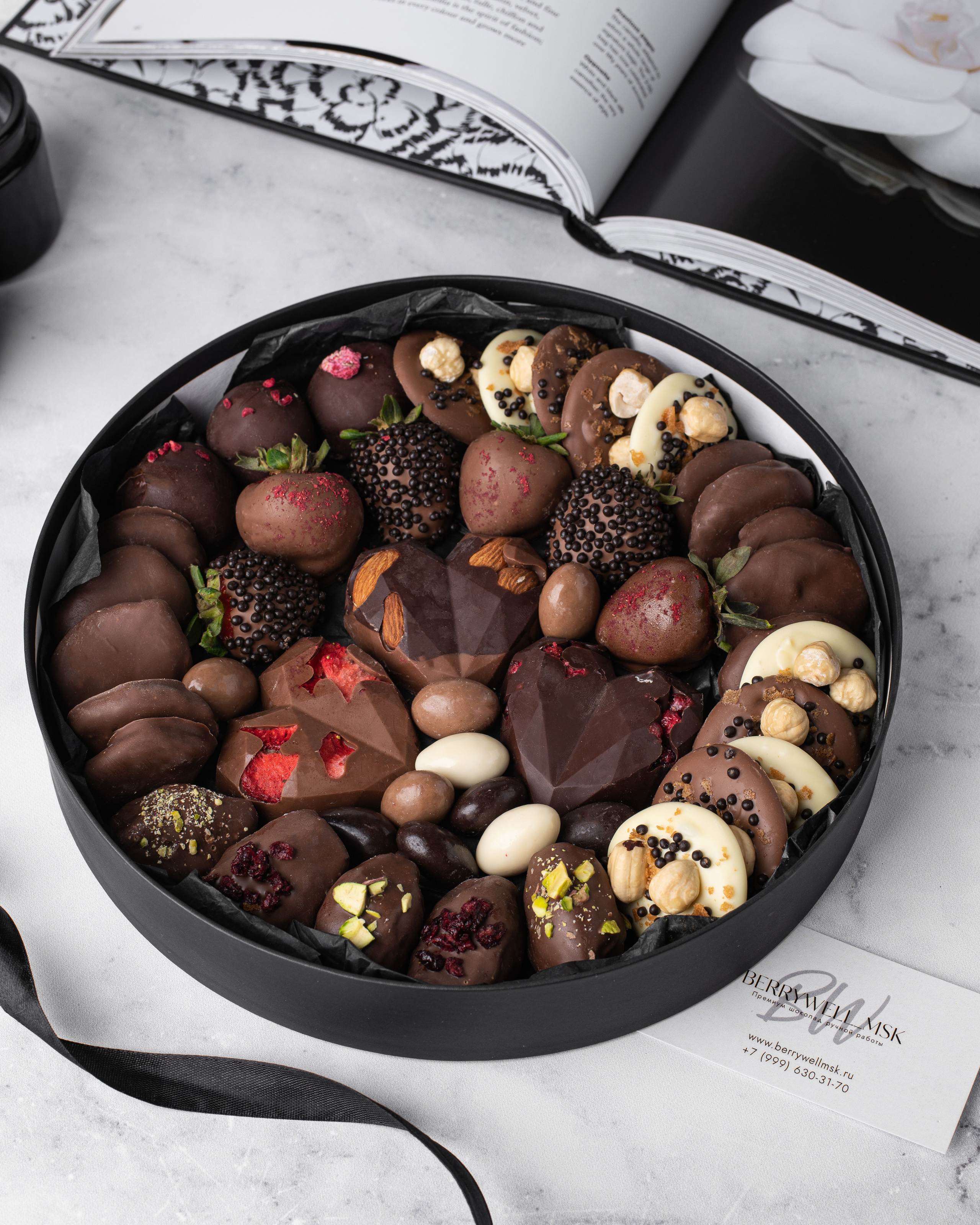 Фотографии клубники в шоколадке для социальных сетей. Предметный и фуд-фотограф в Москве Мария Гладких