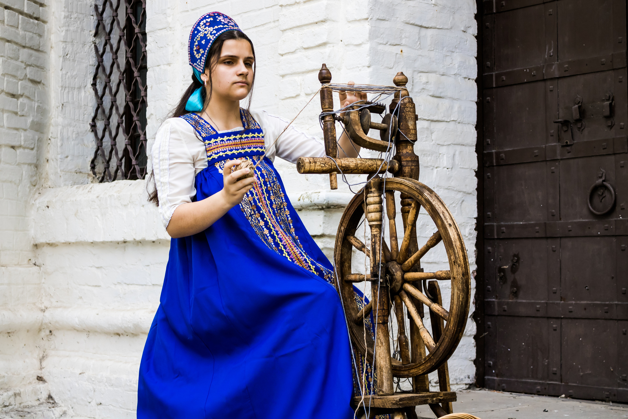 Русские красавицы в национальных костюмах. Фотограф детский и семейный Роза Юрченко в Геленджике, Краснодаре