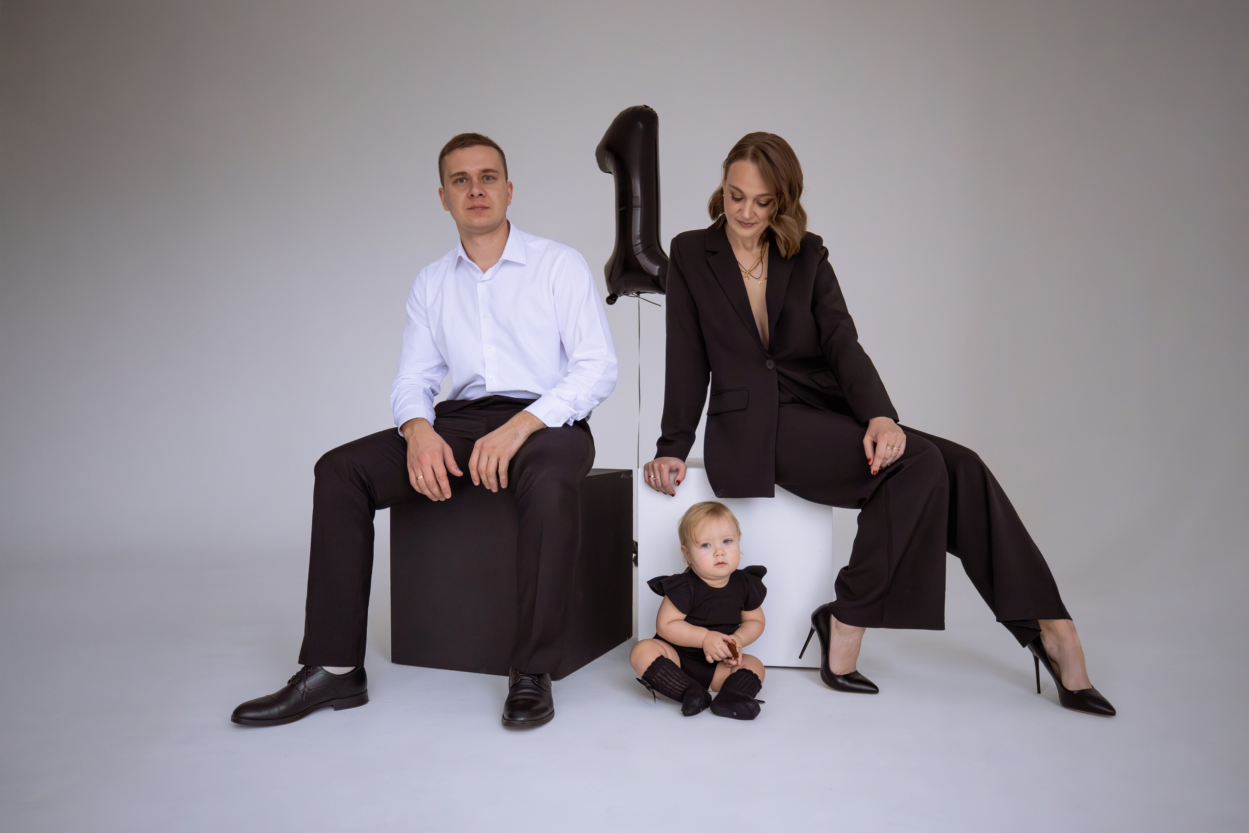 Студийный для Ивана, Анны и Арины. Детский и семейный фотограф Евгения Вахнеева Москва Зеленоград