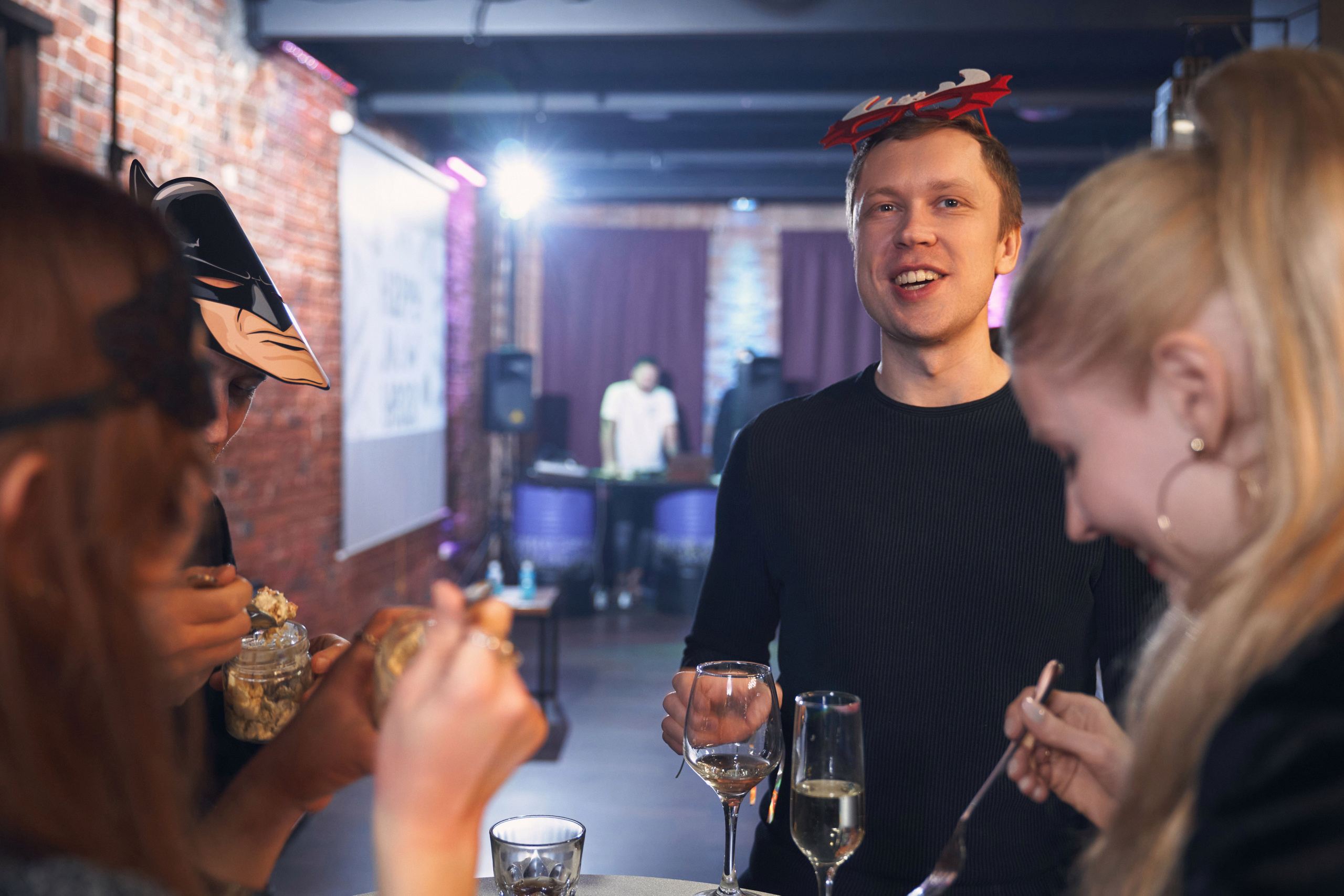 Новогодний корпоратив компании «Эмбедика» — фотограф Опарин Евгений