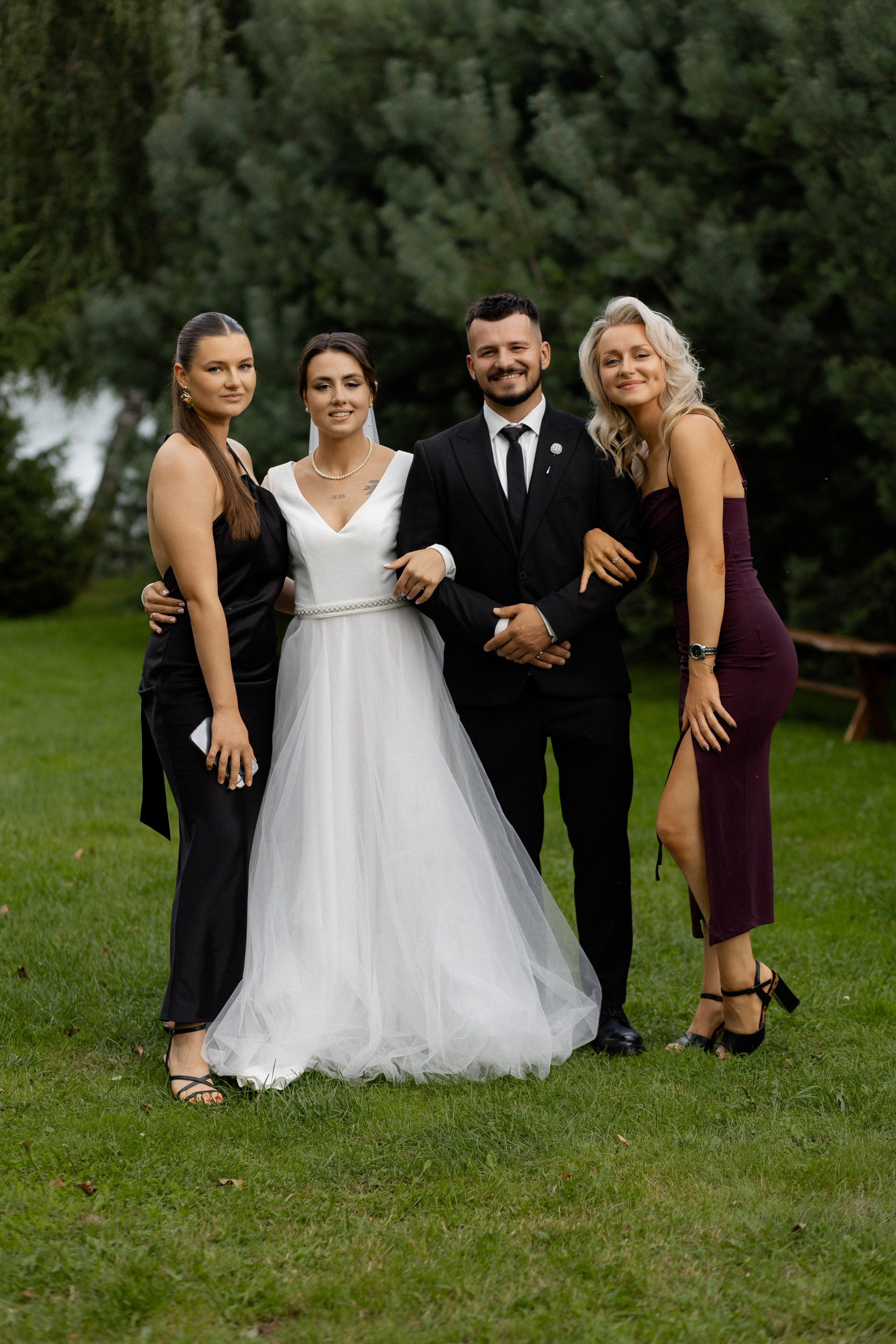 Свадебная фотосессия в агроусадьбе Лабодянка в Минске. Свадебный фотограф в Минске/Беларуси Сергей Спиридонов