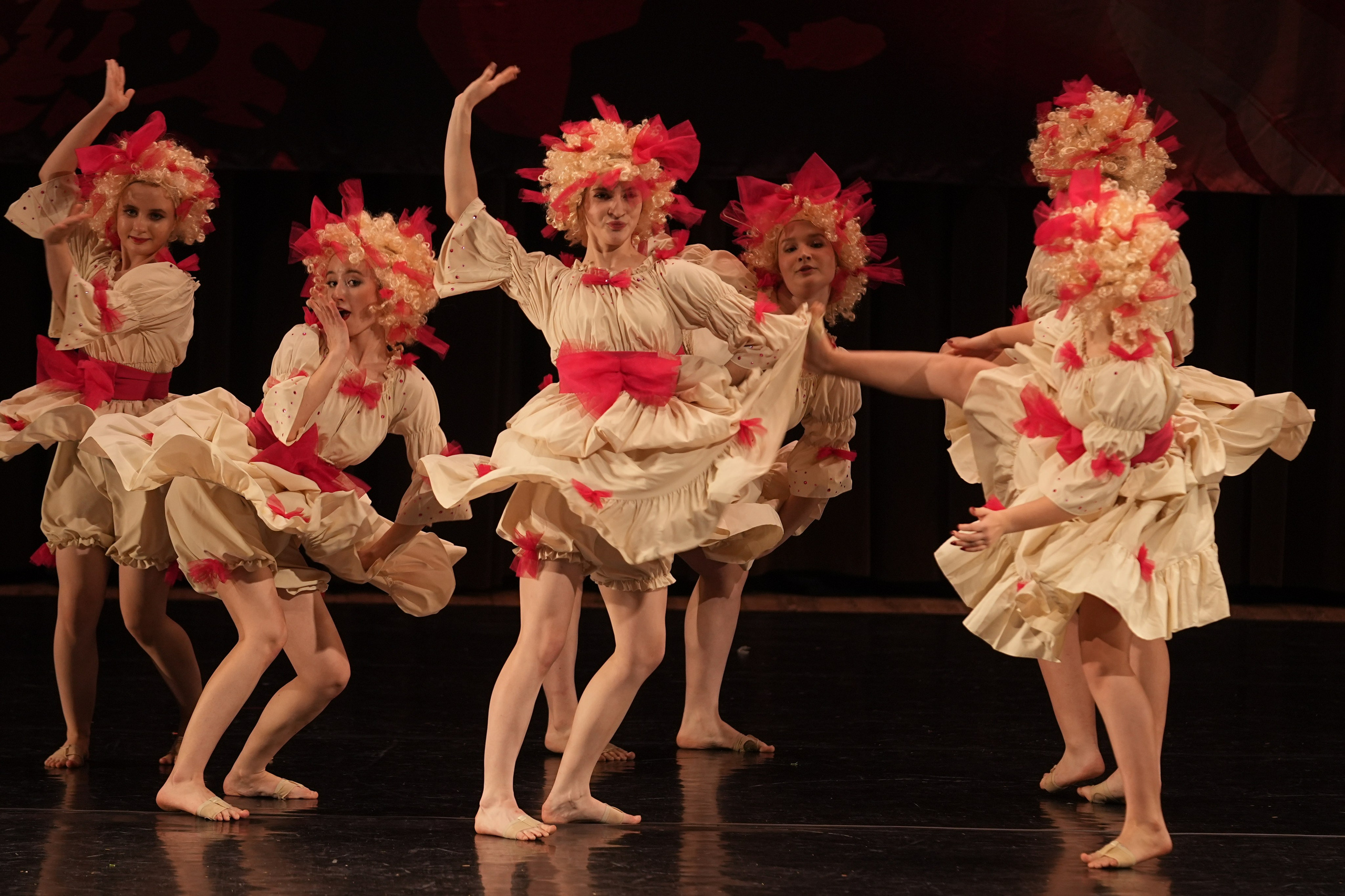 7 декабря, блок 2, г. Москва. Золотое яблочко