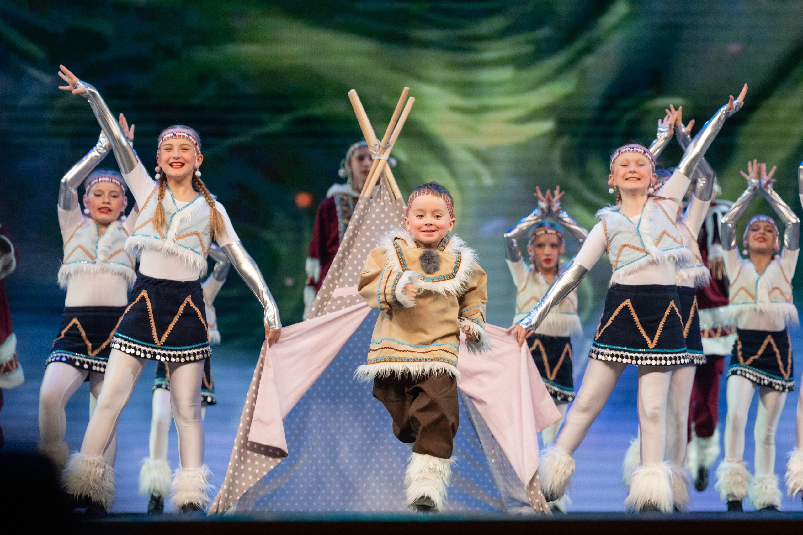 16 мая, г. Москва, Кремль, Концерт. Золотое яблочко