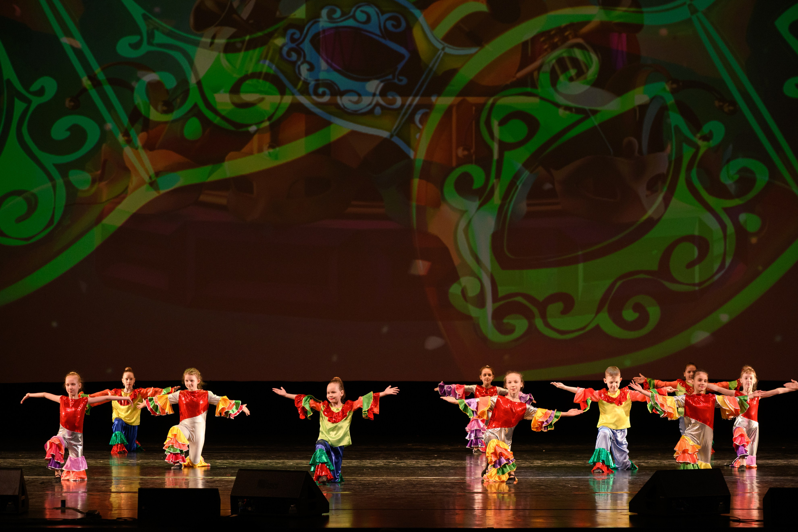 23 апреля, часть 2, БКЗ Октябрьский, г. Санкт-Петербург. Золотое яблочко