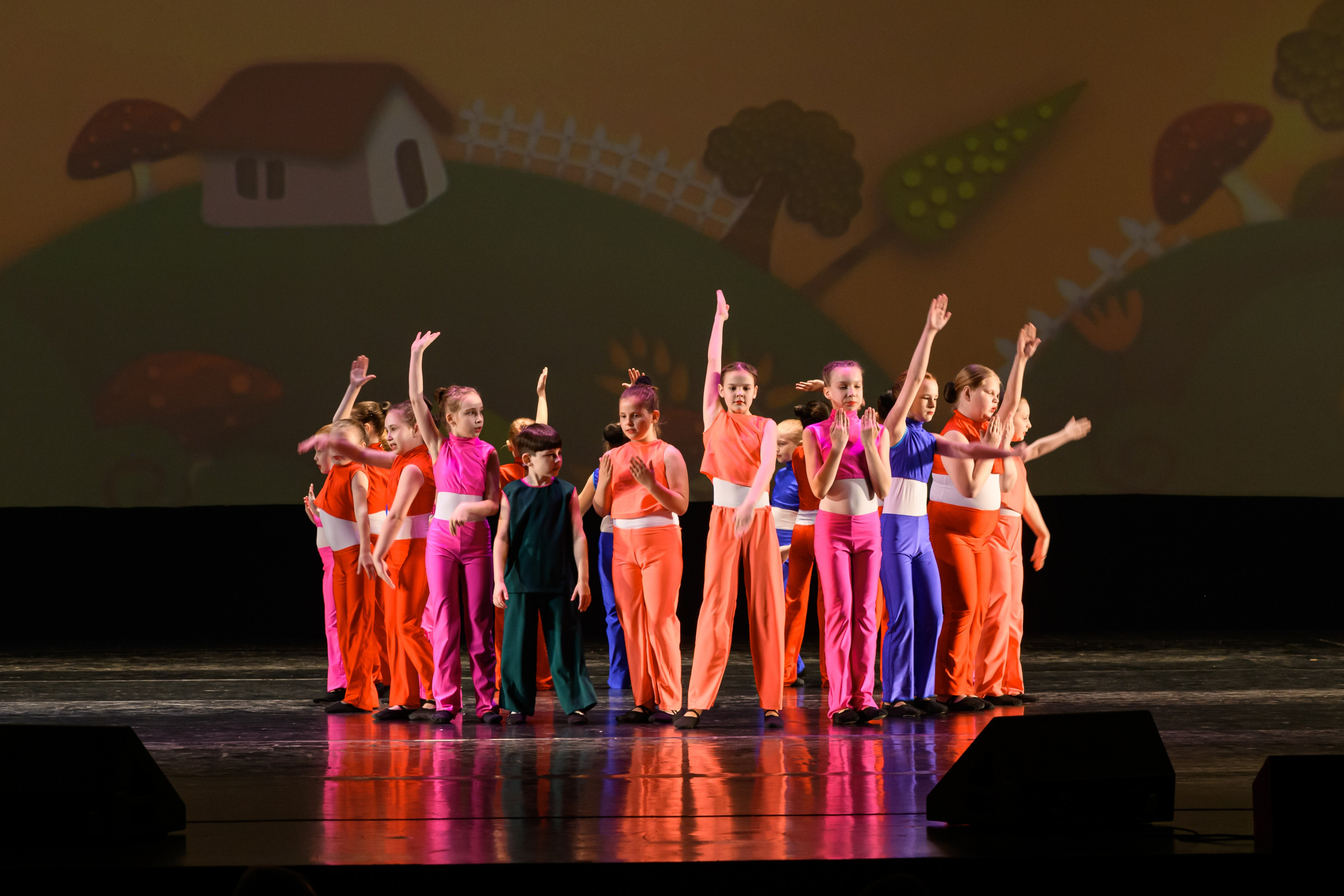 23 апреля, часть 2, БКЗ Октябрьский, г. Санкт-Петербург. Золотое яблочко