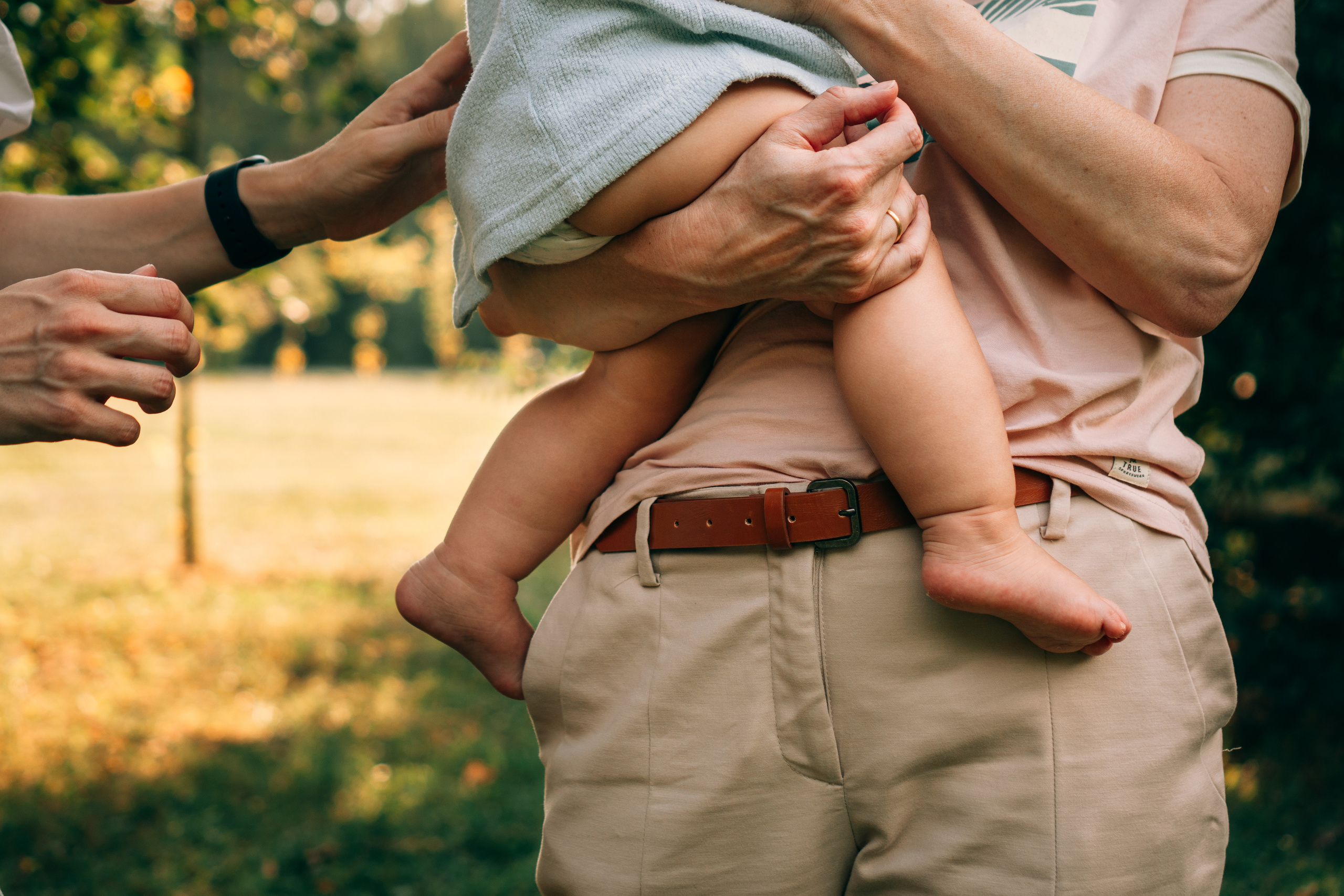 Семейная фотосессия на природе в Москве. Семейный фотограф в Москве Ирина Жур
