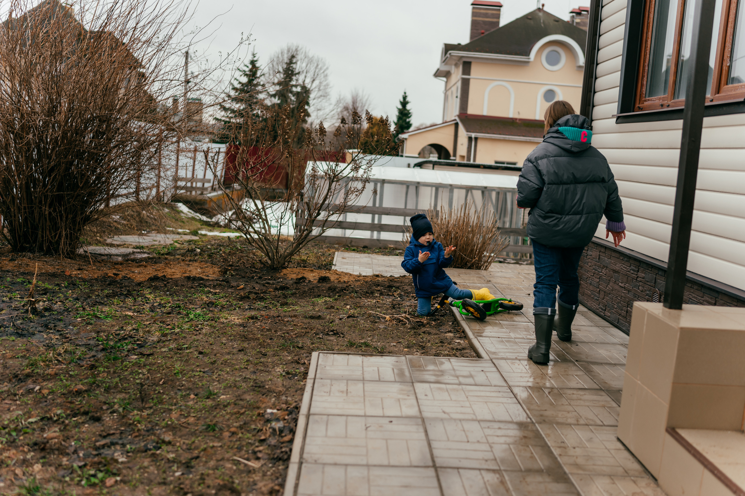 Домашняя семейная фотосессия в кругу семьи. Семейный фотограф в Москве Ирина Жур