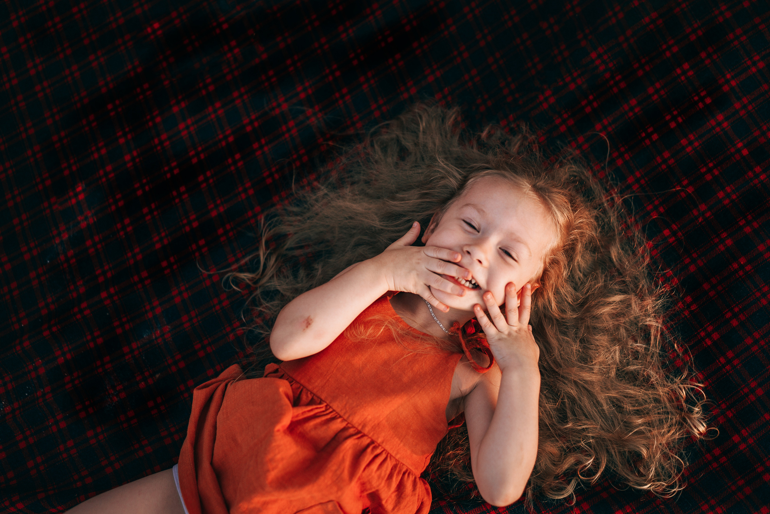 Семейная фотосессия на природе. Семейный фотограф в Москве Ирина Жур