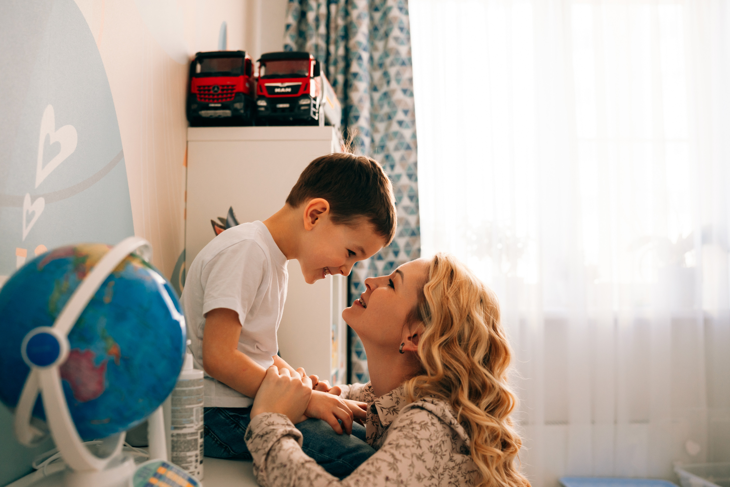 Семейная фотосессия мама, папа, сын и дочь. Семейный фотограф в Москве Ирина Жур