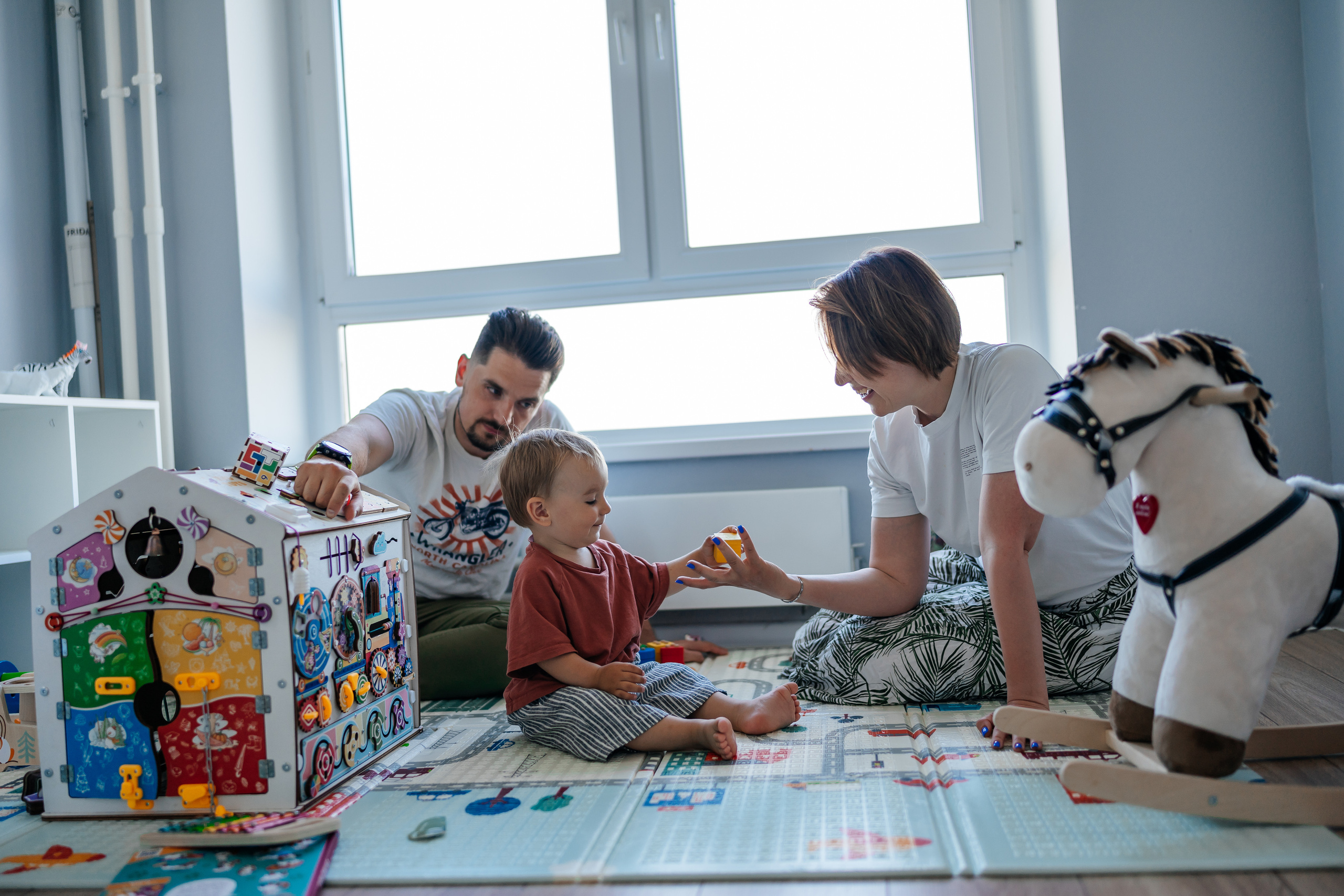 Семейная фотосессия с маленьким ребенком. Семейный фотограф в Москве Ирина Жур