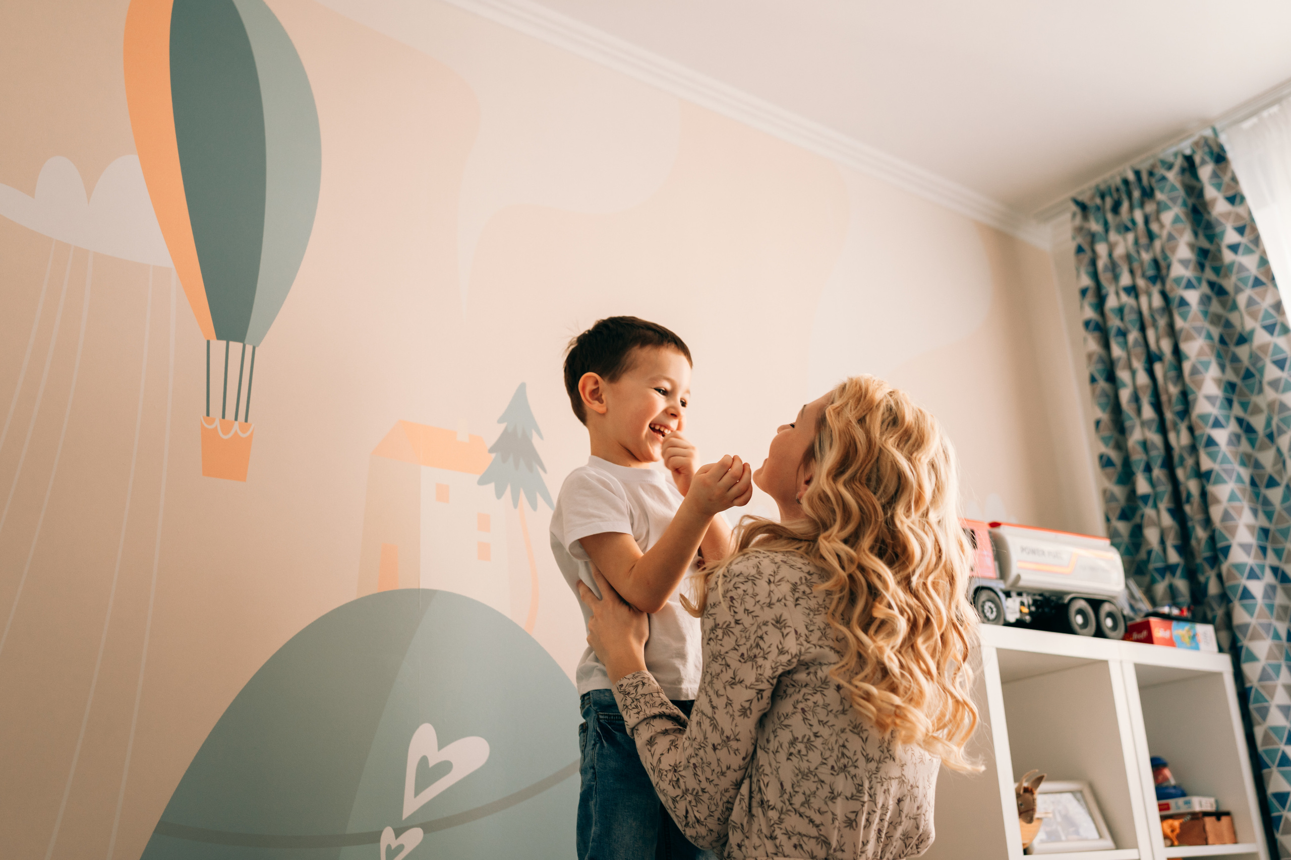 Семейная фотосессия мама, папа, сын и дочь. Семейный фотограф в Москве Ирина Жур