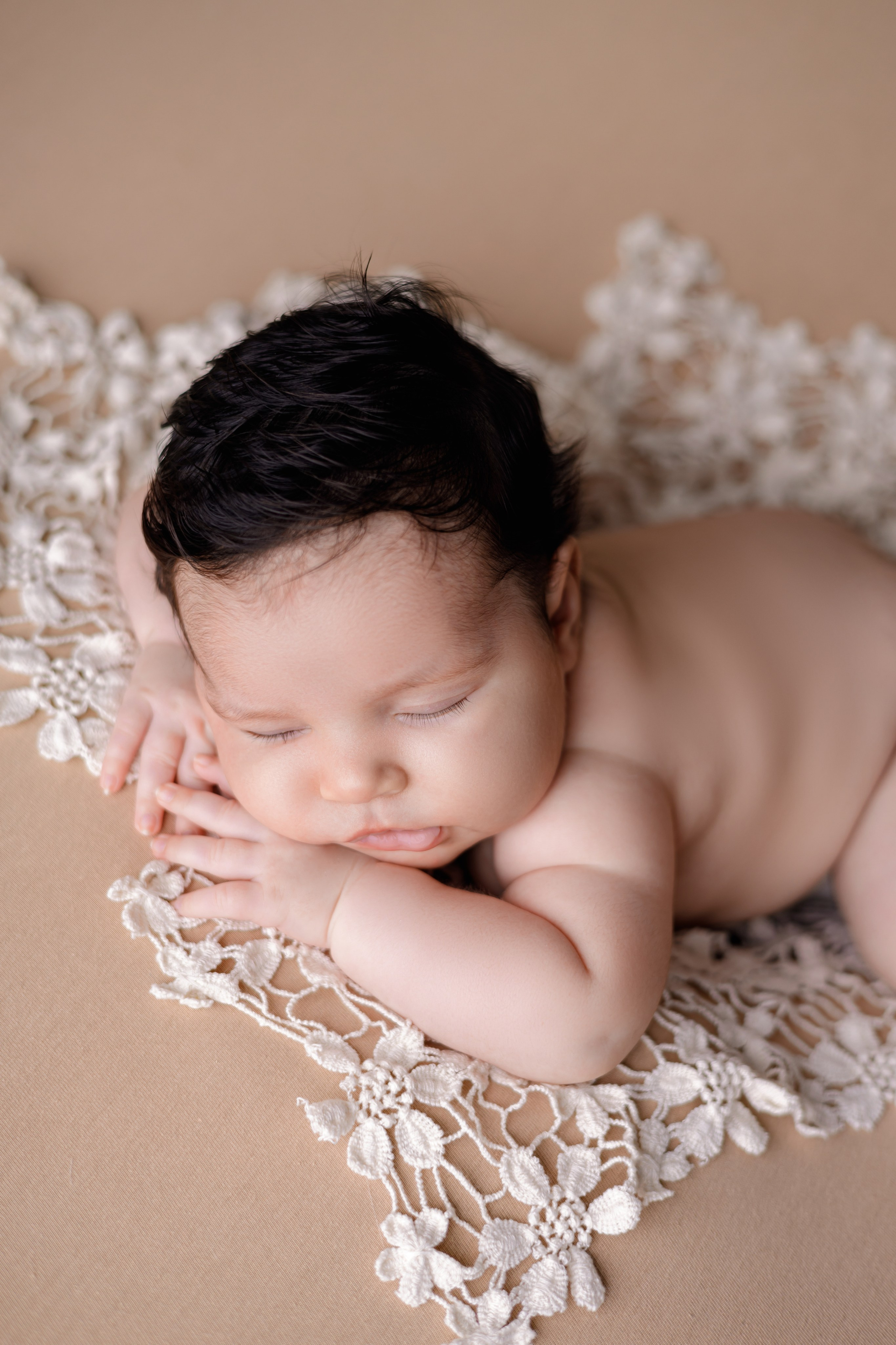 Аймира. Евгения Горбунова фотограф новорожденных в Новом Уренгое