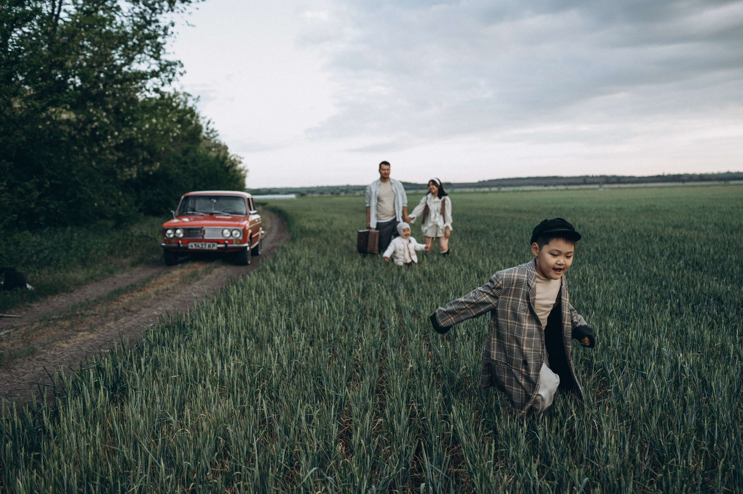 Семейная фотосессия с авто. Семейный фотограф Ростов-на-Дону Татьяна Соколова