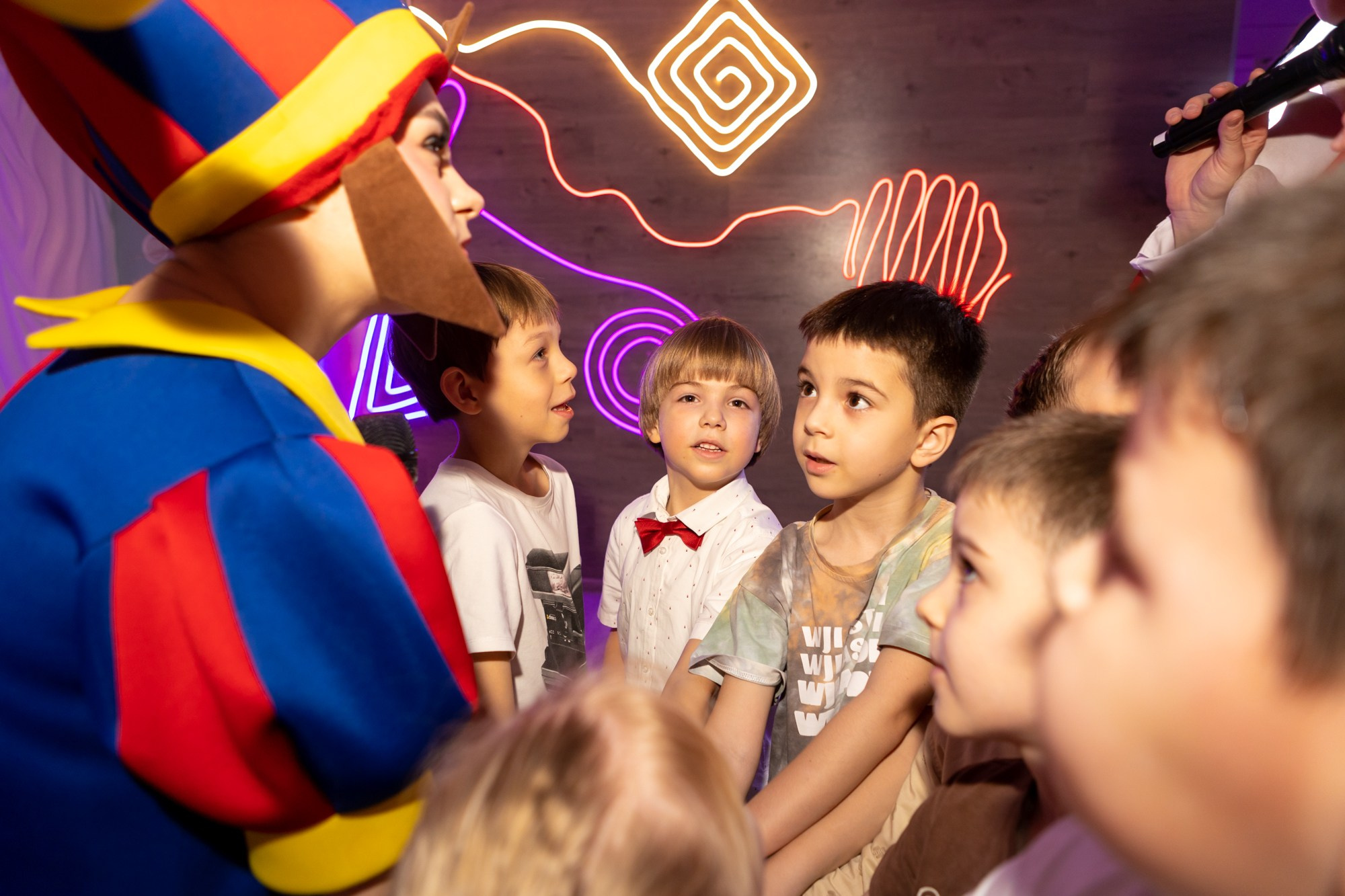 День рождения в Magic Room. Фотограф в Оренбурге. Профессиональный фотограф