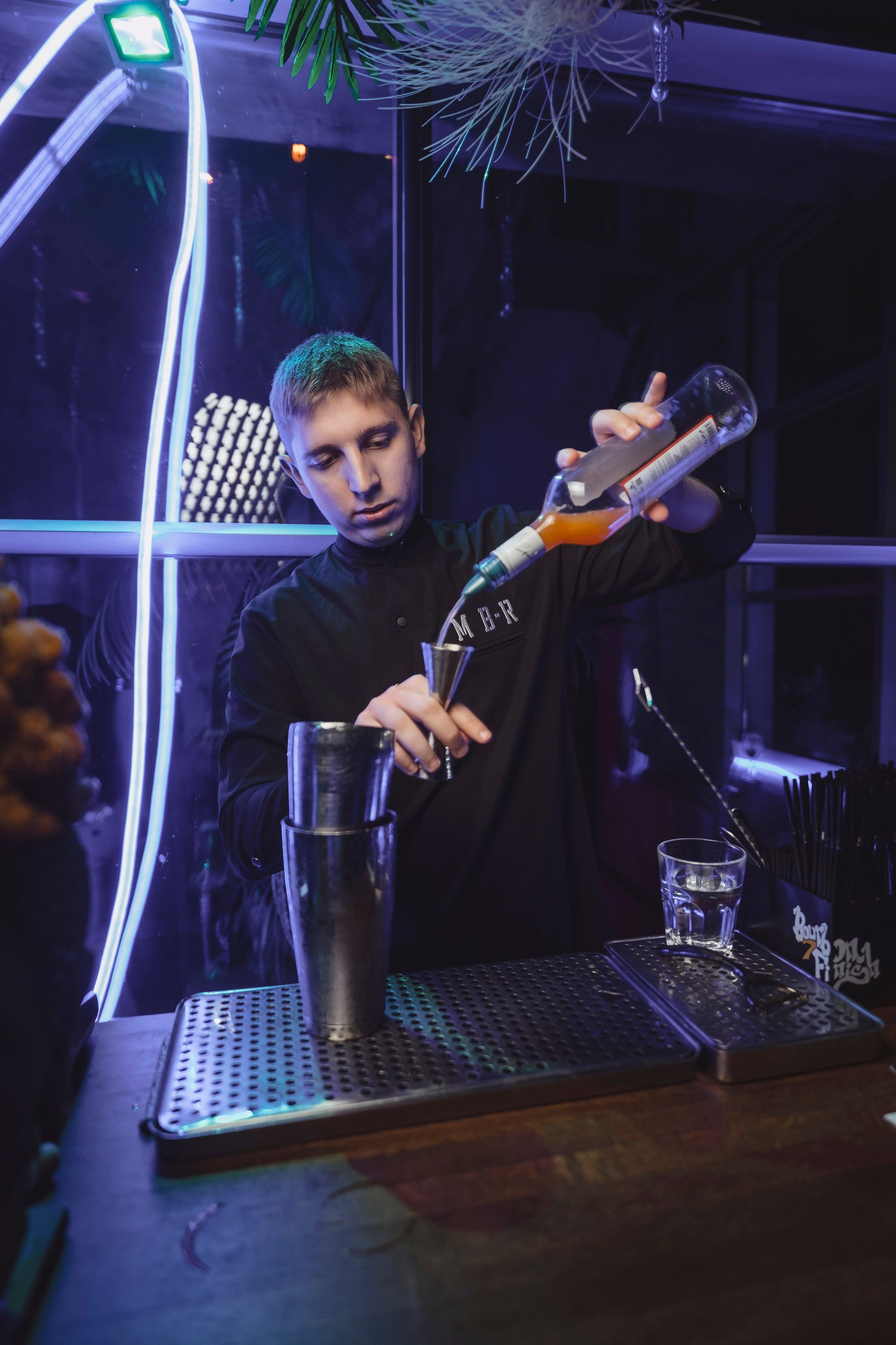 Embargo 27/04. Главная