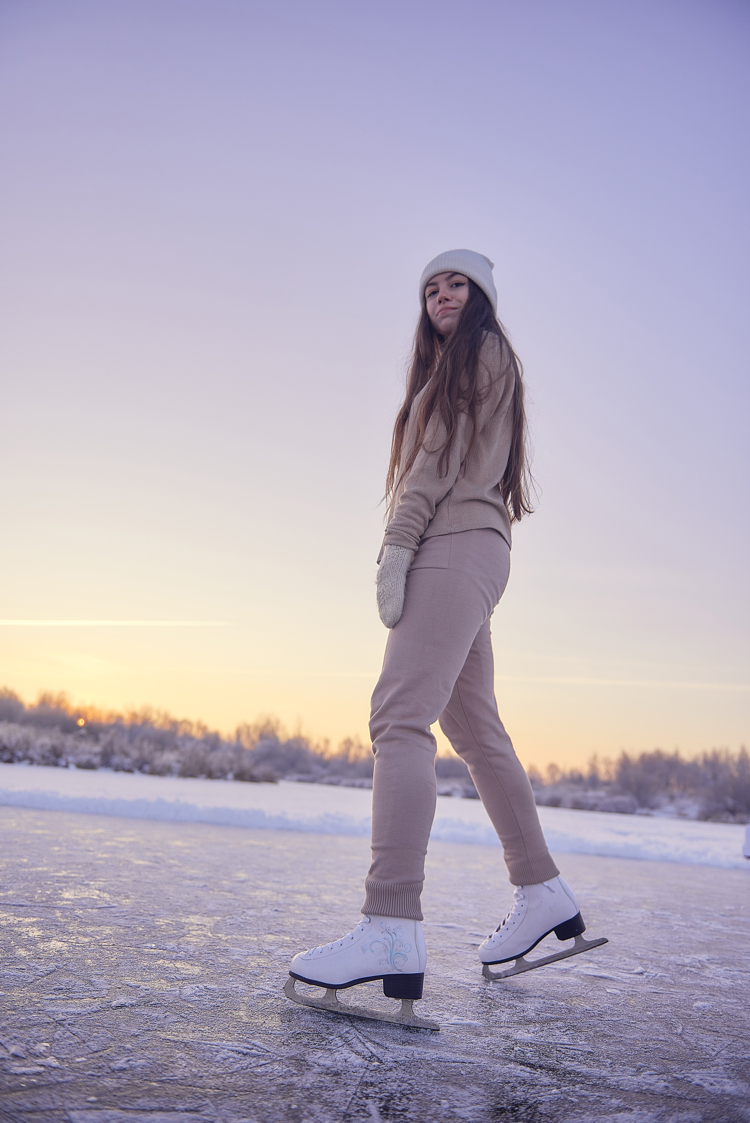 Портретная фотография молодой девушки на улице. Нижний Новгород. 