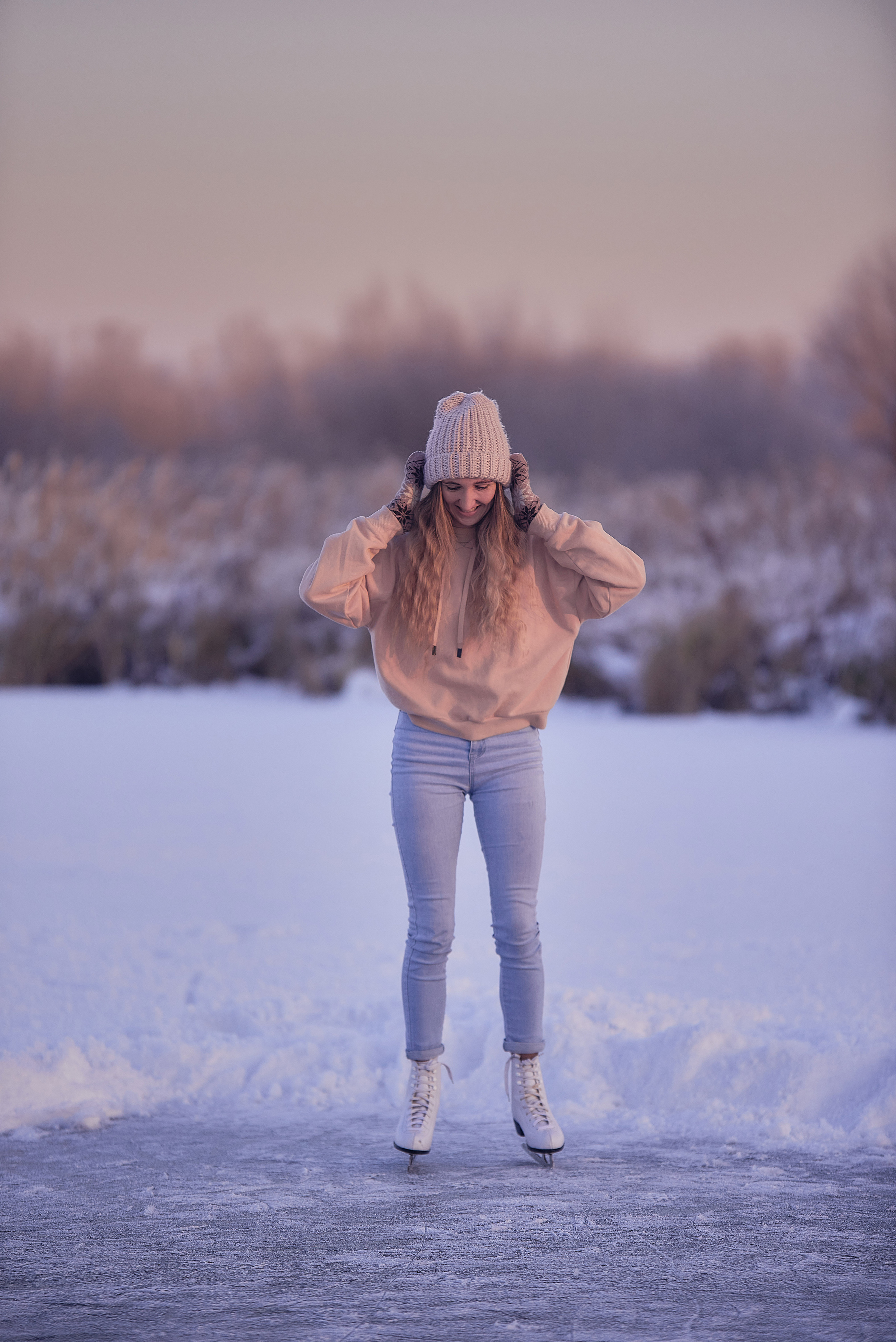 Портретная фотография молодой девушки на улице. Нижний Новгород. 