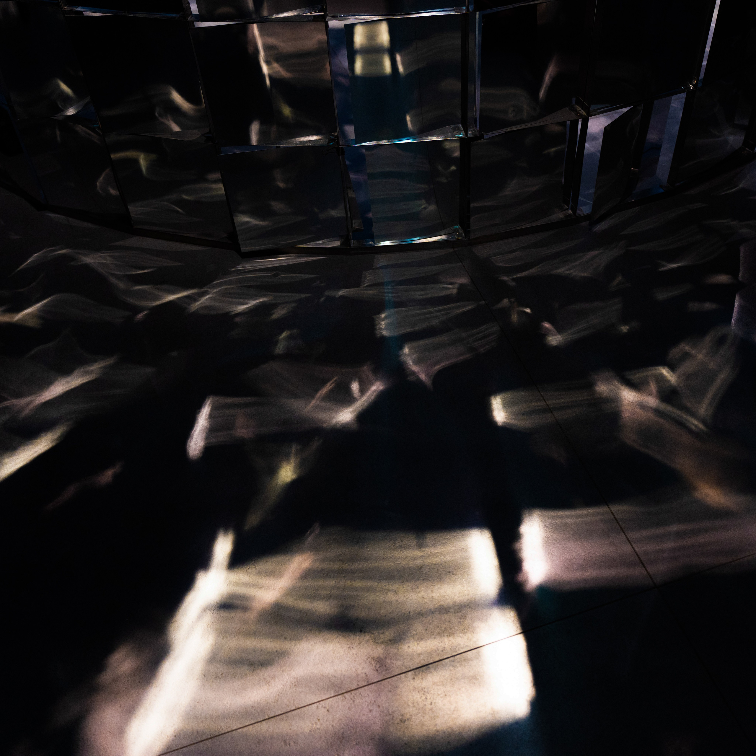 Выставка в Зотов Центре: «Русское невероятное». Фотограф в Москве. Шахабудин